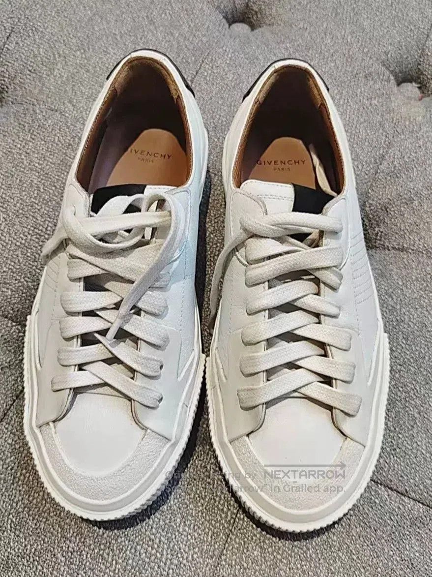Givenchy GIVENCHY Lettered White Sneakers. Size US 4.5 / IT 34.5 - 1 Thumbnail