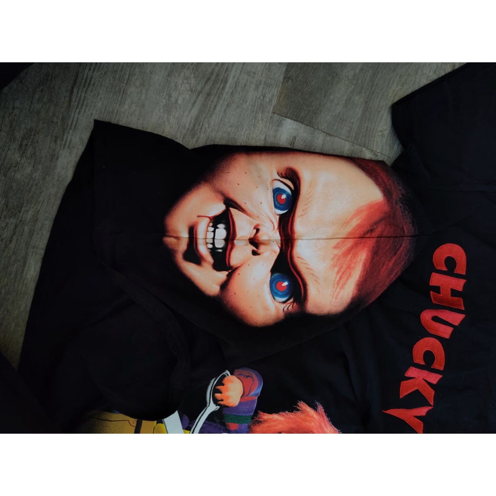 Vintage VINTAGE Chucky T-Shirt Adults Large Black Graphic Print Short Sleeve Unisex 90s Horror Costume Size US L / EU 52-54 / 3 - 5 Thumbnail