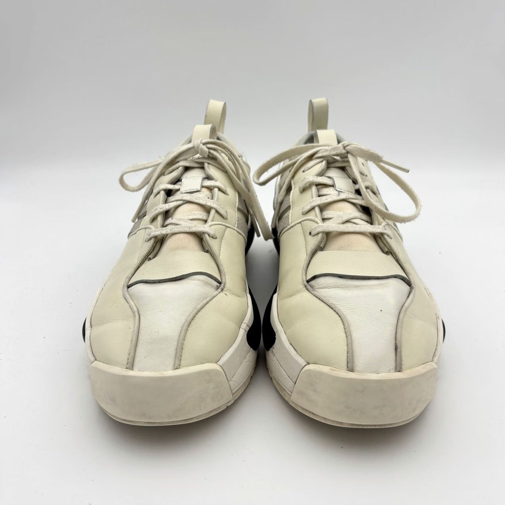 Y-3 Y-3 Yohji Yamamoto Adidas Rivalry White Sneakers Men 11 Streetwear Mens US11 White Black/off-white Discoloring Preowned Size US 11 / EU 44 - 2 Thumbnail