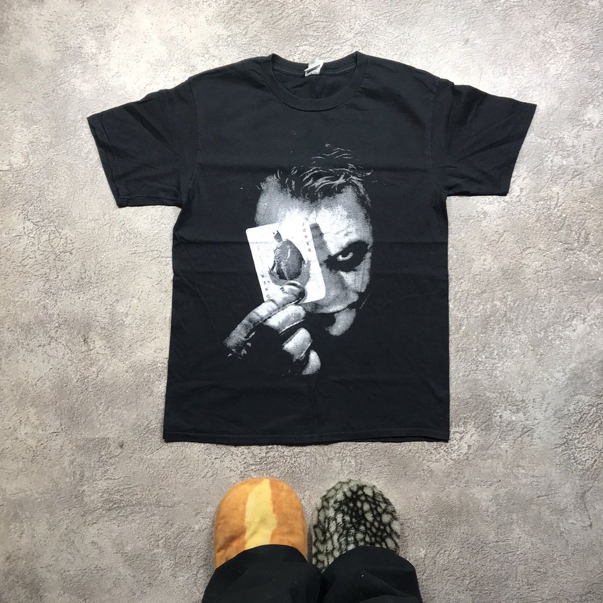 Vintage Vintage 90s Joker Graphic Tee Thrashed Dark Grunge Tapered M Size US M / EU 48-50 / 2 - 2 Thumbnail
