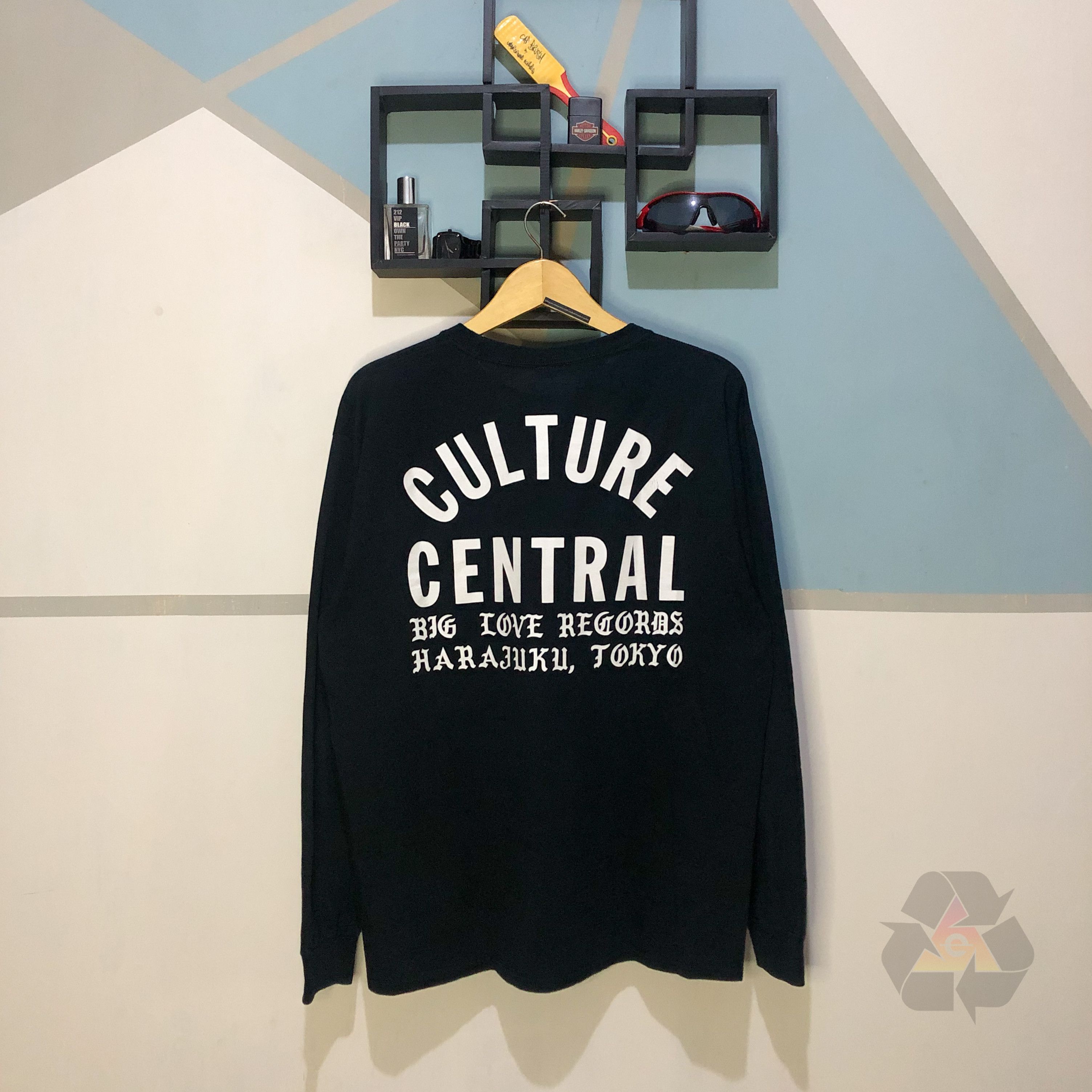 Japanese Brand Big Love Records Harajuku Tokyo Classic Tee Japan Exclusive Size US XL / EU 56 / 4 - 13 Thumbnail