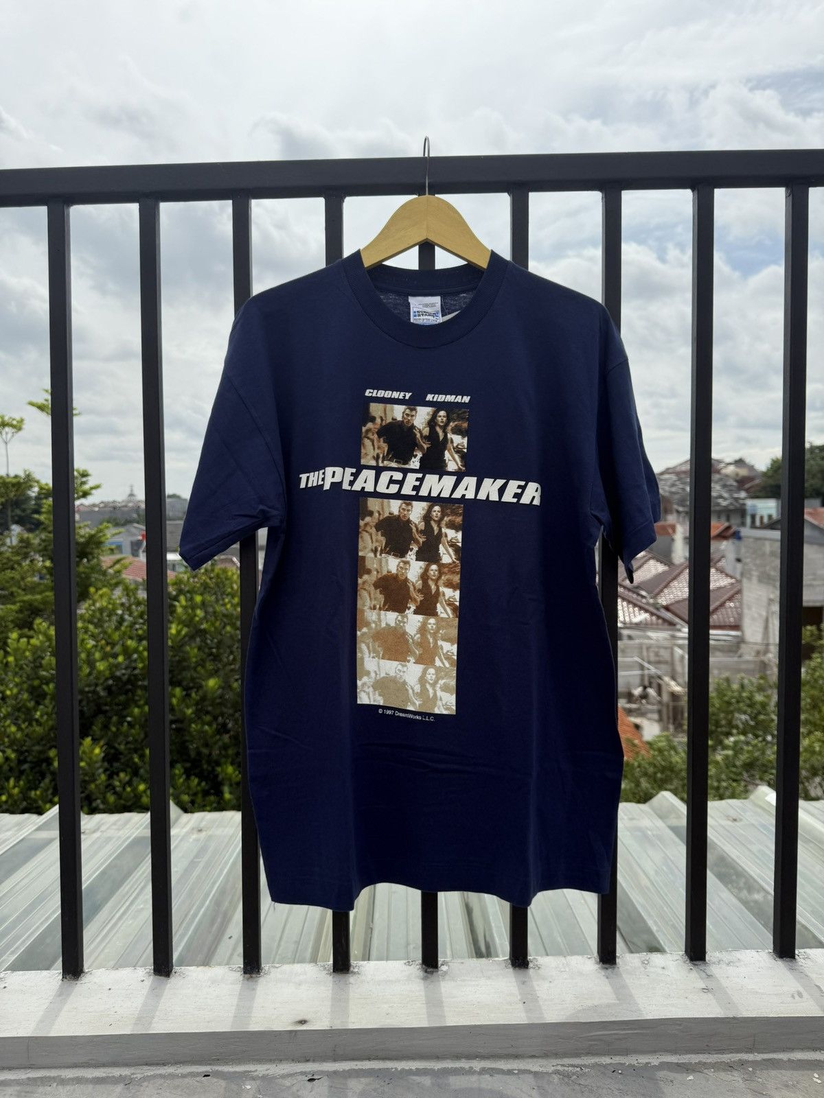 Vintage Movie TEE The Peace Maker Size US XL / EU 56 / 4 - 1 Thumbnail
