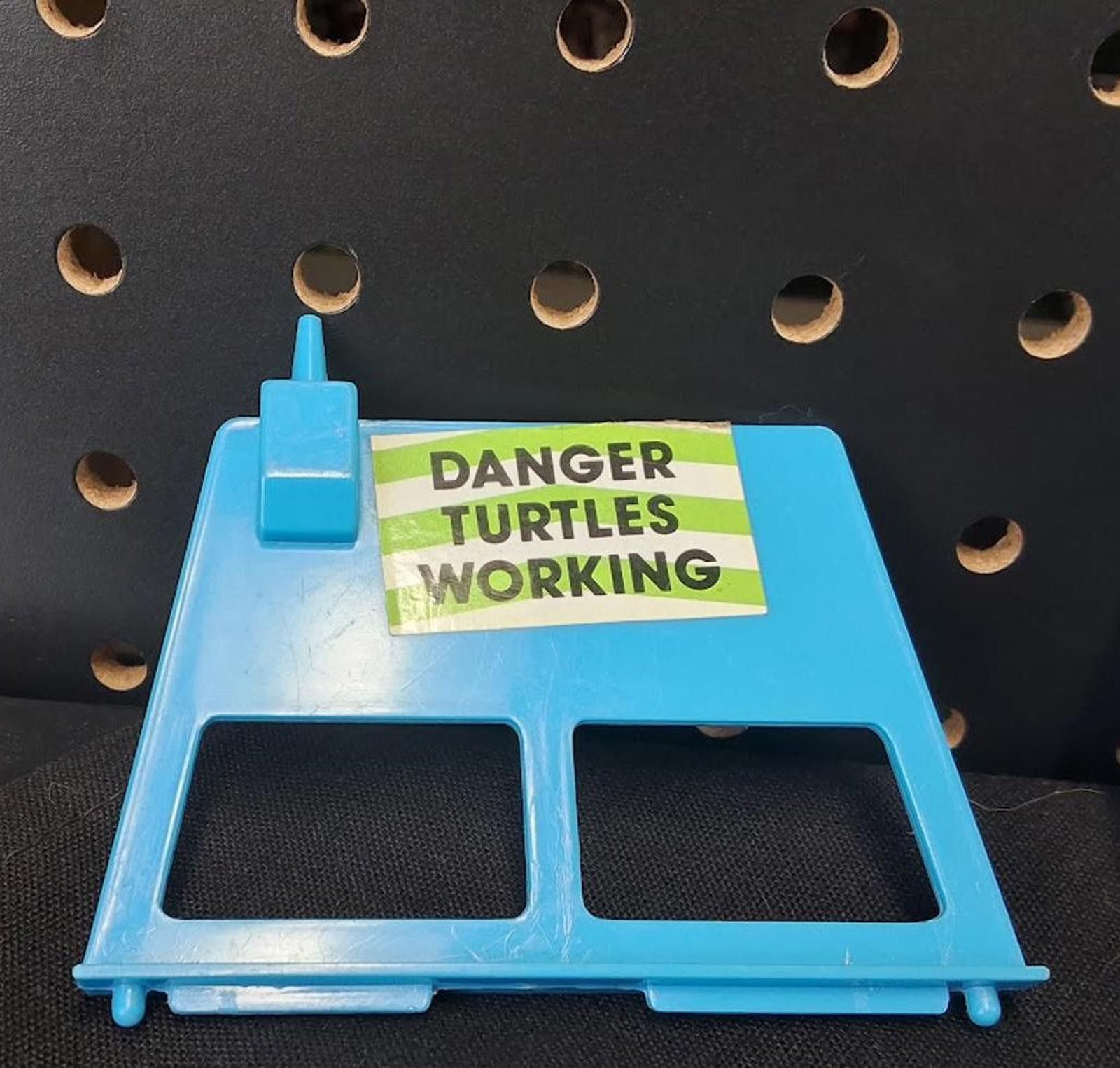 Other TMNT 1989 Sewer Lair Playset Elevator Wall Blue Part Size ONE SIZE - 1 Thumbnail