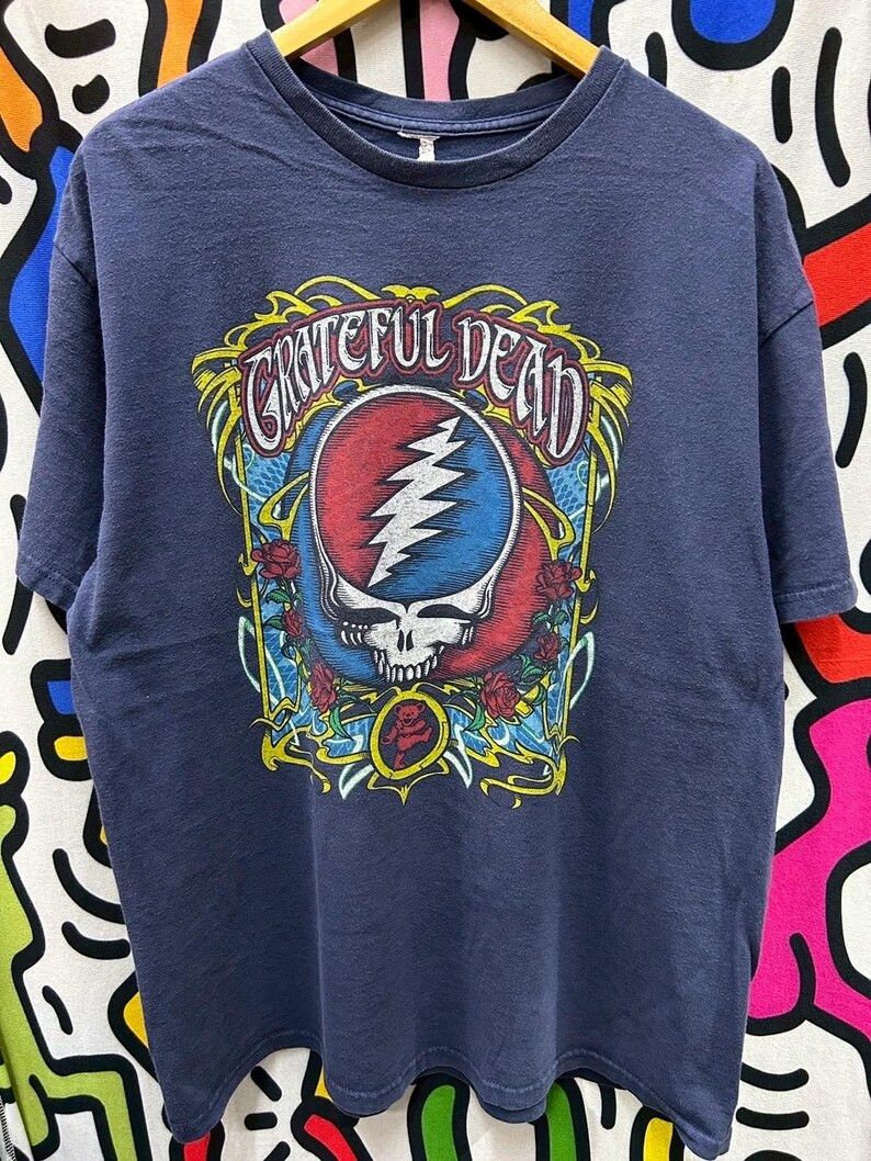 Vintage Vintage 2000s Grateful Dead tshirt size XL Size US XL / EU 56 / 4 - 2 Thumbnail