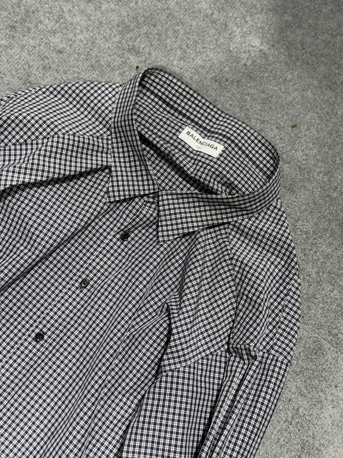 Balenciaga Balenciaga 17AW Check Swing Shirt Oversized Demna Size US XL / EU 56 / 4 - 2 Thumbnail