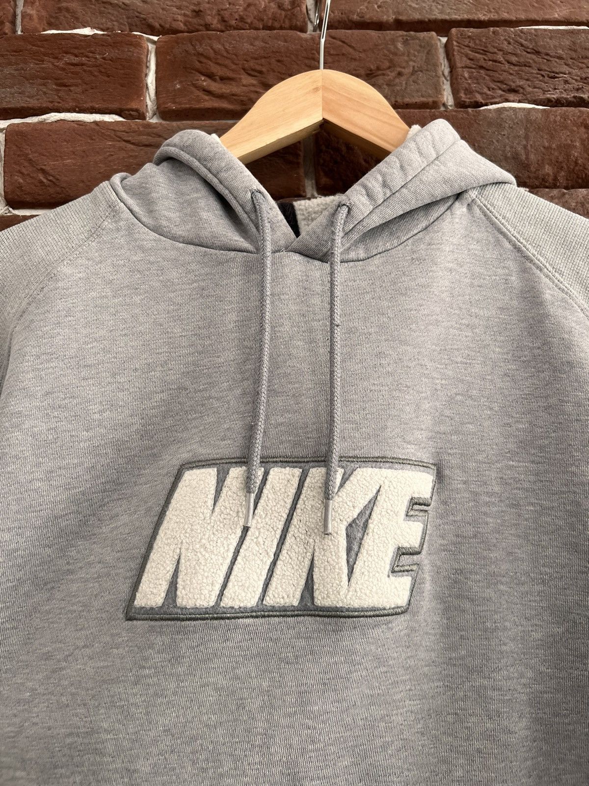 Nike Nike Vintage Y2k 00s Distressed Hoodie Grey Big Logo Hype Size US M / EU 48-50 / 2 - 5 Thumbnail