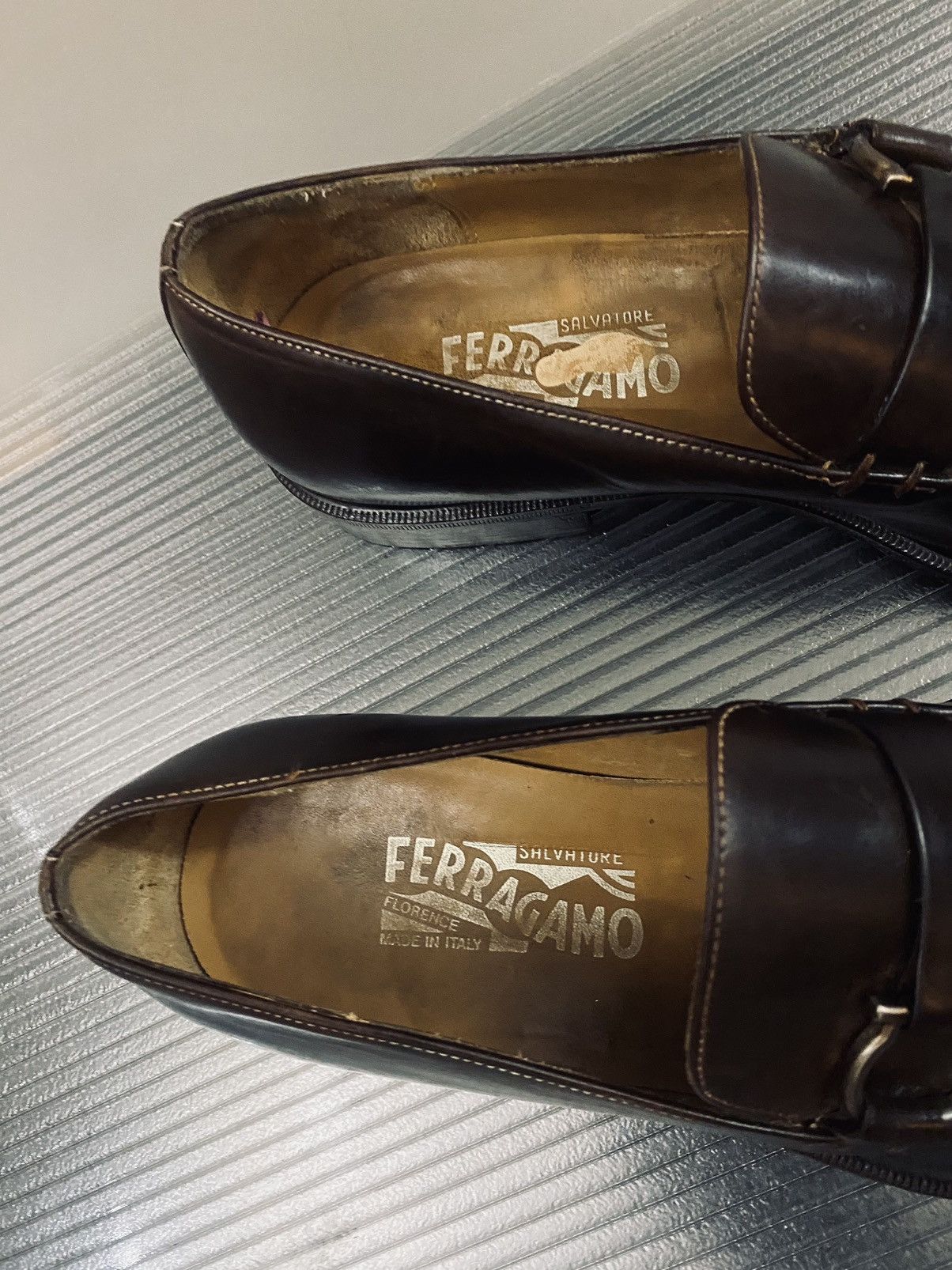 Salvatore Ferragamo Ferragamo 🇮🇹 dk brown leather brass gancini loafer 8.5 NEW Size US 8.5 / EU 41-42 - 2 Thumbnail