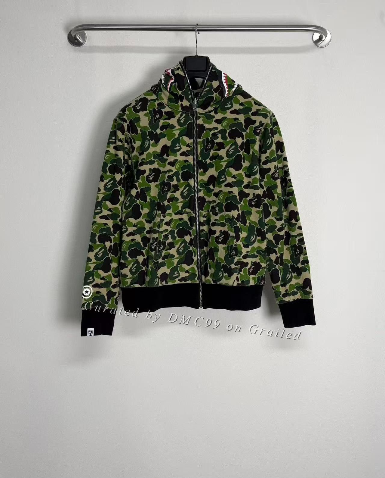 Bape Bape Green Camo Shark Reversible Zip Hoodie Size US M / EU 48-50 / 2 - 1 Thumbnail