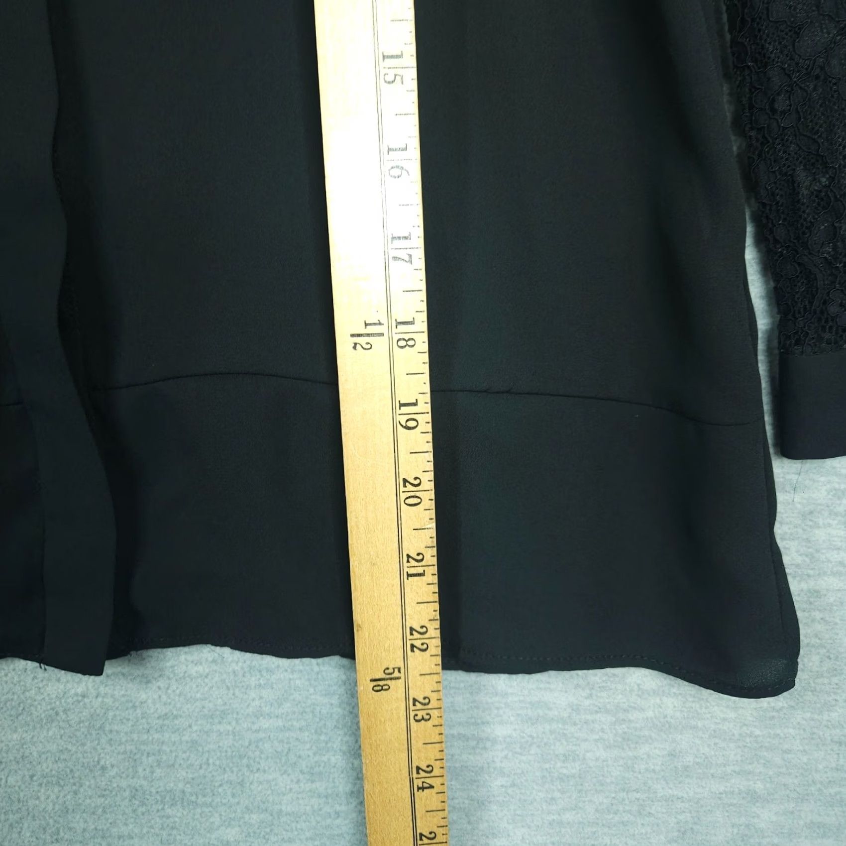 Zara ZARA BASIC Blouse Size S Women's Button Up 2/3 Lace Sleeve Size S / US 4 / IT 40 - 3 Thumbnail
