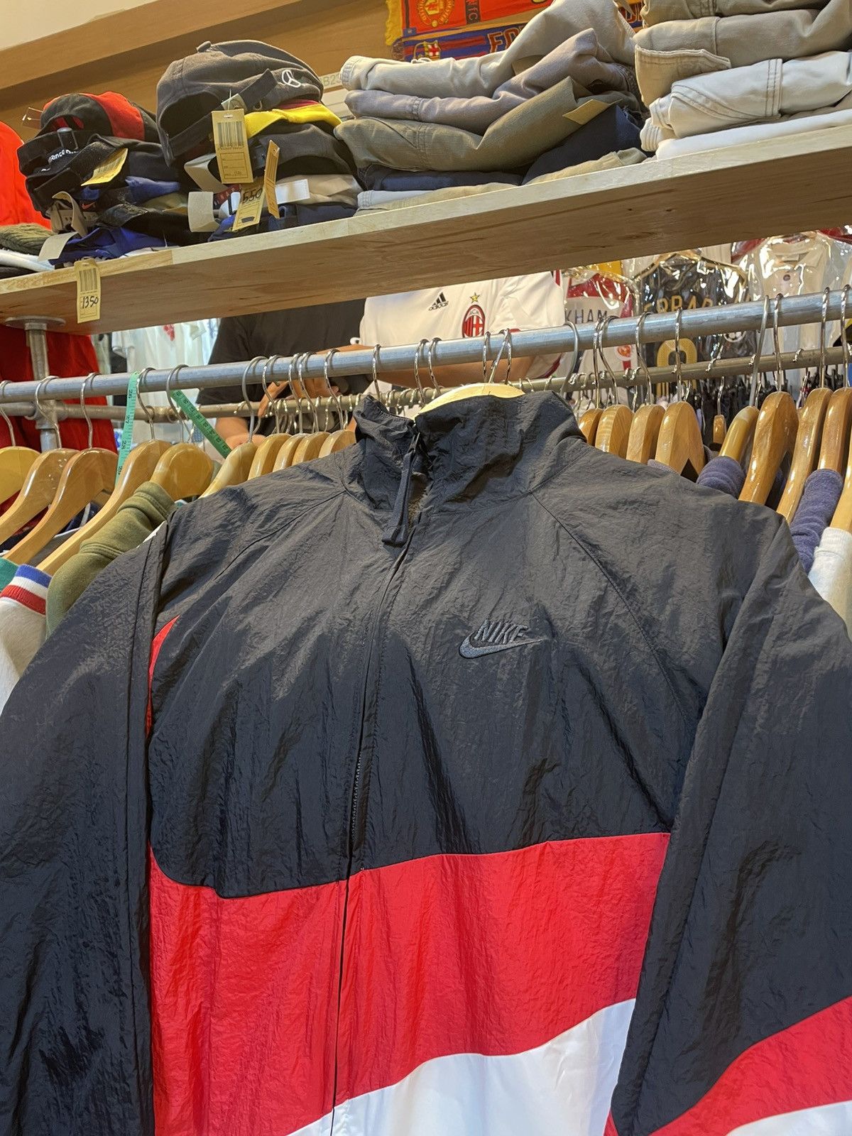 Nike Nike Big Swoosh Windbreaker Jacket Size US S / EU 44-46 / 1 - 2 Thumbnail