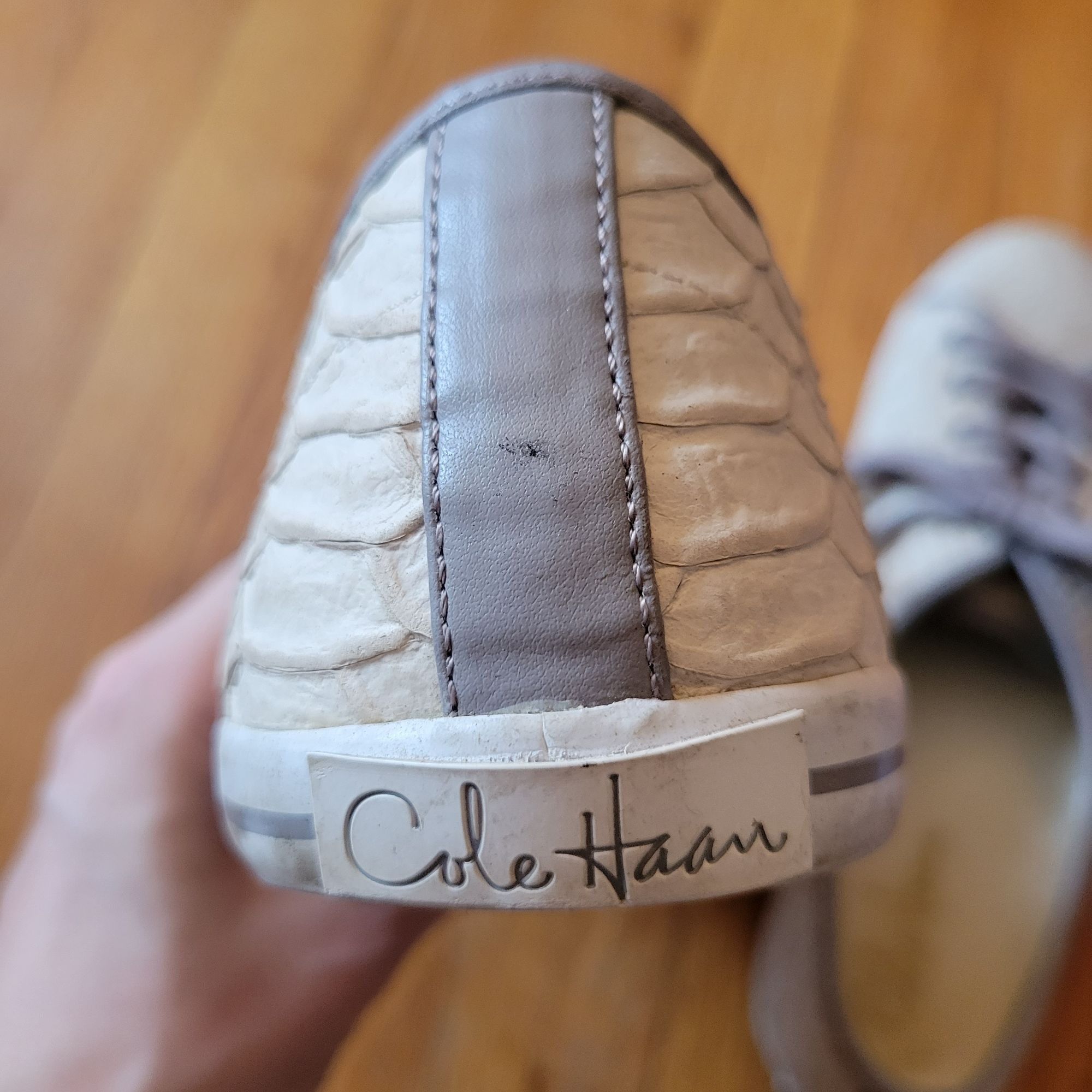 Cole Haan Cole Haan Snake Print Lace Up Sneakers 9B Flats Comfort Shoe Size US 9 / IT 39 - 7 Thumbnail
