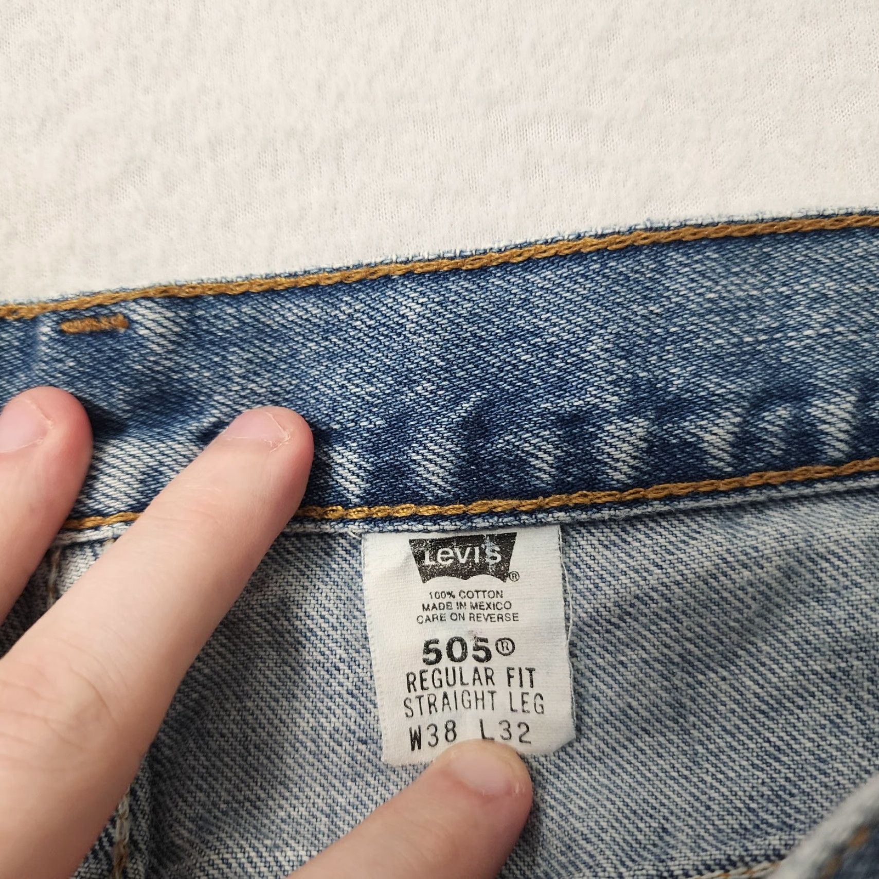 Levi's VINTAGE Levi's 505 Jeans Mens 36x31 Blue Straight Regular Workwear Distressed Grunge 90s Mens Jeans Regular Fit Blue 505 Levi's Size US 36 / EU 52 - 3 Thumbnail