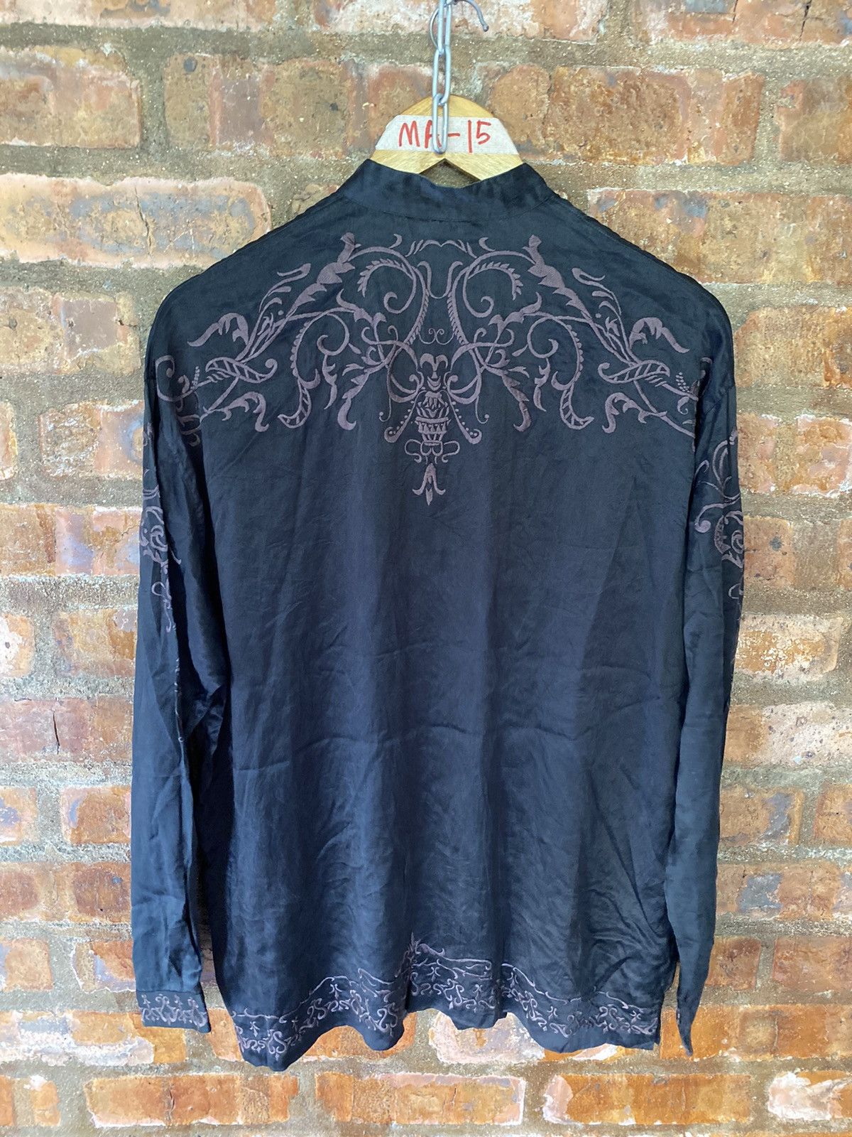 Yoshiyuki Konishi 🔥 1990s 100% Silk Tribal Embroidered shirt Size US L / EU 52-54 / 3 - 10 Thumbnail