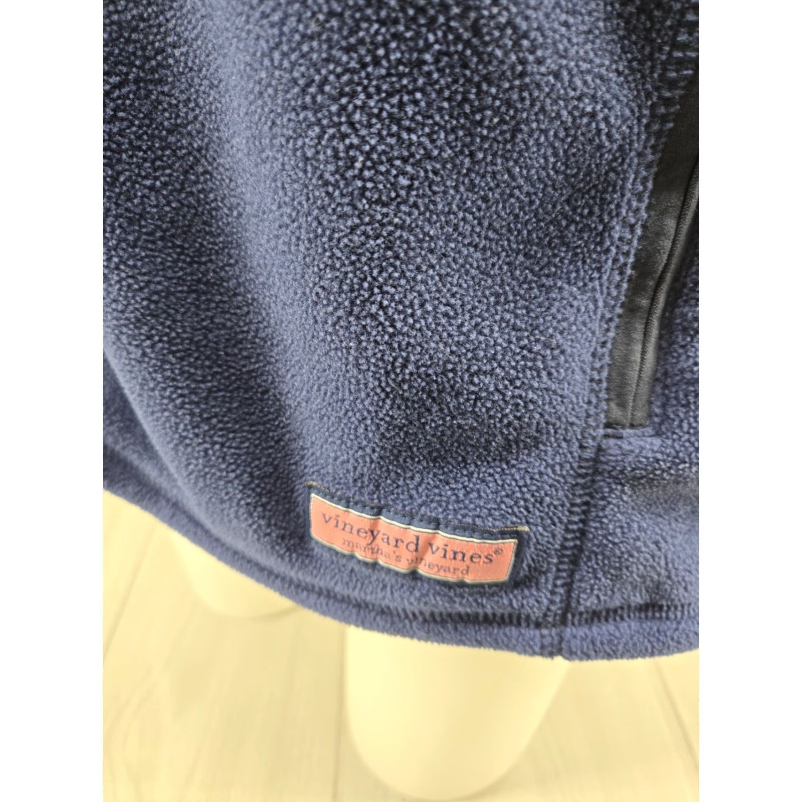 Vineyard Vines VINEYARD VINES Auburn University Tigers Fleece Vest in Blue Large Men Vest Size US L / EU 52-54 / 3 - 5 Thumbnail