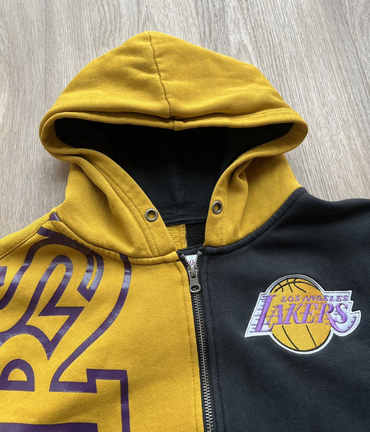 NBA × Vintage Vintage Mitchell & Ness NBA Lakers Basketball Zip Up Hoodie Size US M / EU 48-50 / 2 - 7 Thumbnail