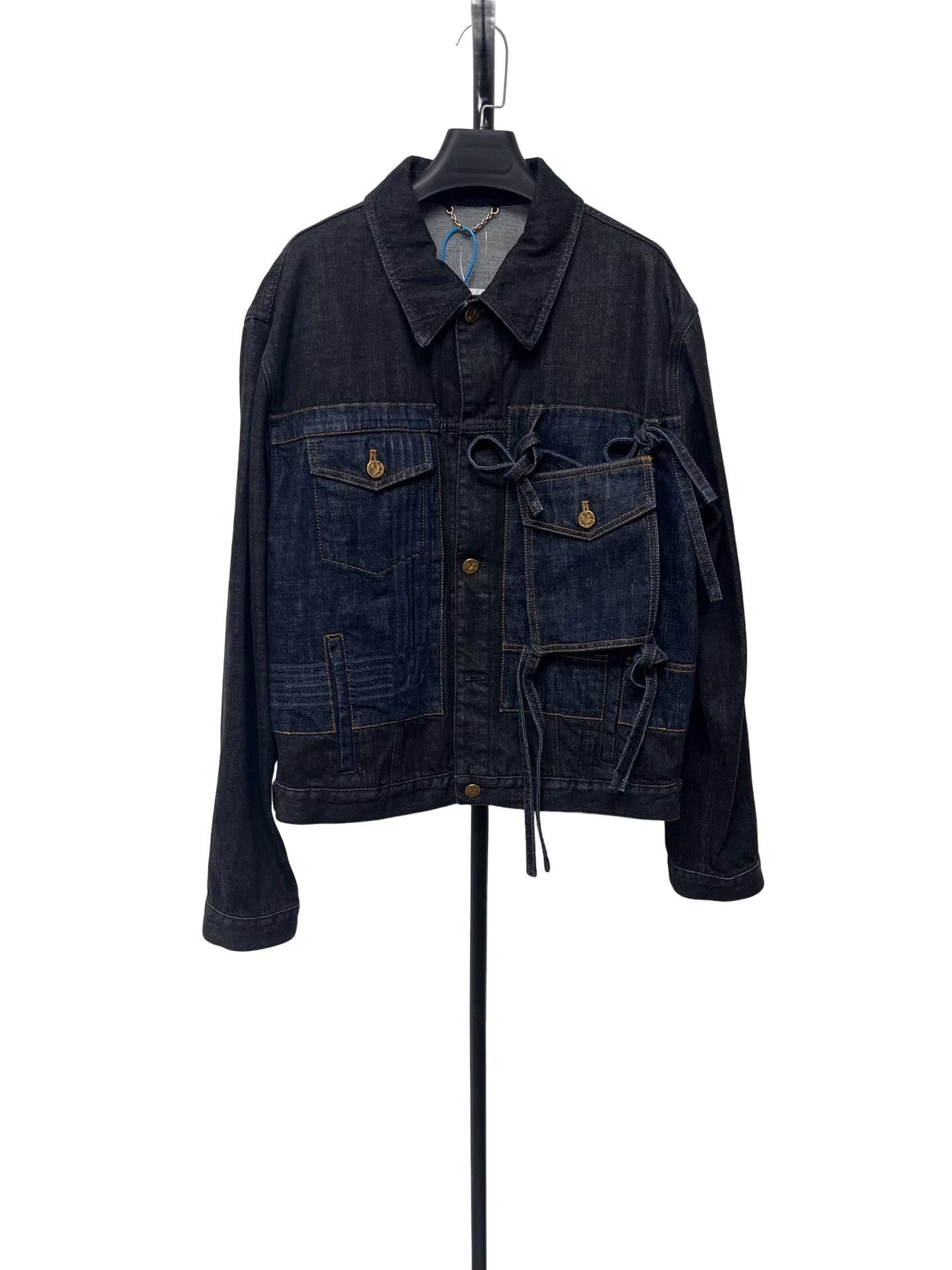 Louis Vuitton Louis Vuitton Contrast Bow Denim Jacket 52 Size US L / EU 52-54 / 3 - 1 Thumbnail