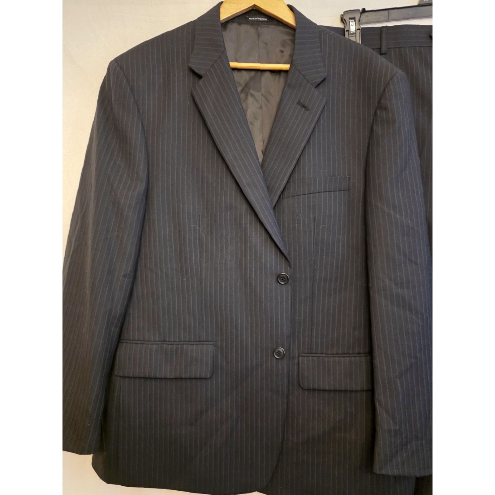 Joseph Joseph & Feiss Suit Mens 46 41x30 Gray Wool Pinstripe 2 Piece Jacket Pants Size 46R - 3 Thumbnail