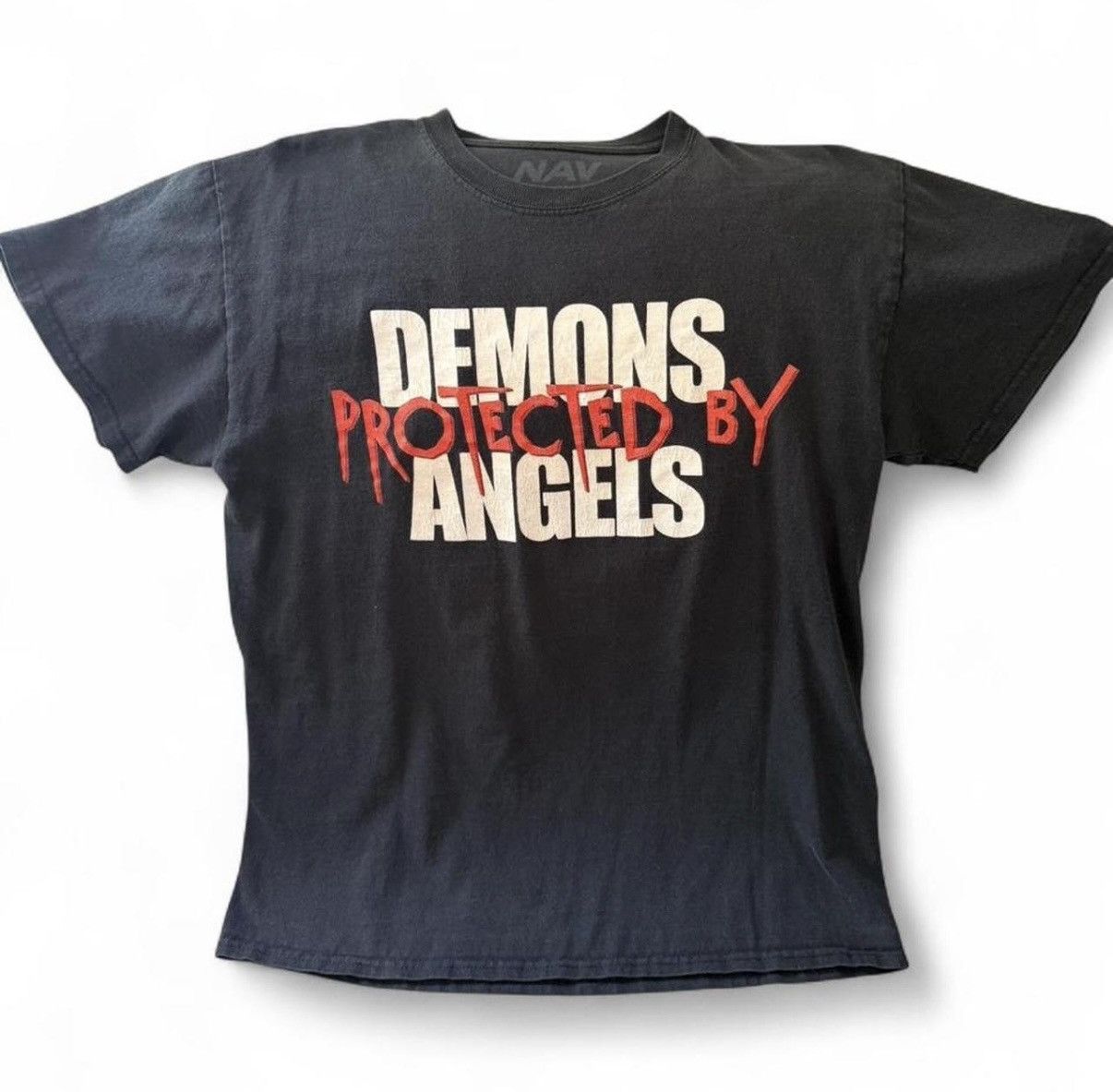 Vlone Vlone Nav Demons Protected by Angels Graphic Tee Sz M Size US M / EU 48-50 / 2 - 1 Thumbnail