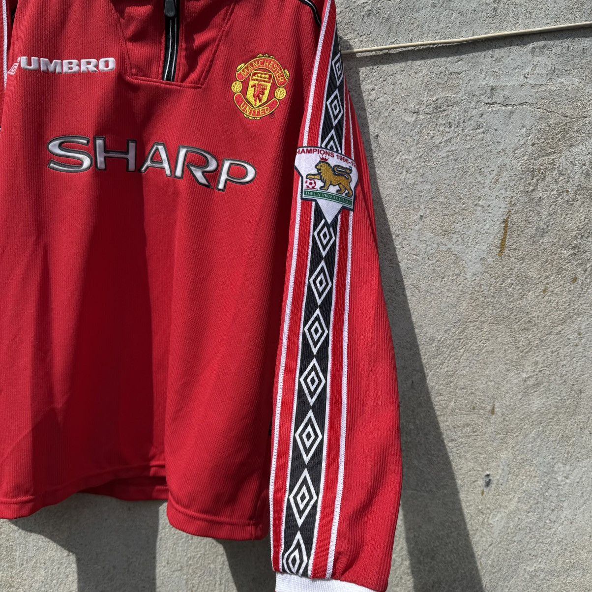 David Beckham Vintage Manchester United David Beckham Jersey Long BPL 90s Size US S / EU 44-46 / 1 - 9 Thumbnail