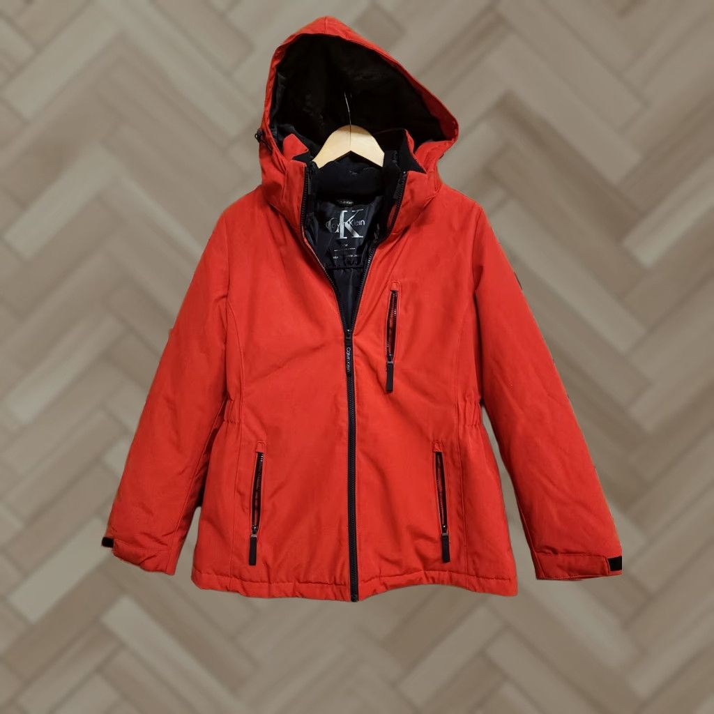 Calvin Klein Calvin Klein Jacket 3-in-1 Red Hoodie Removable Vest Hood Womens M Medium 3 in 1 Zip Poplin Polyester Wind-Resistant Water-Resistant Pockets Size M / US 6-8 / IT 42-44 - 1 Thumbnail
