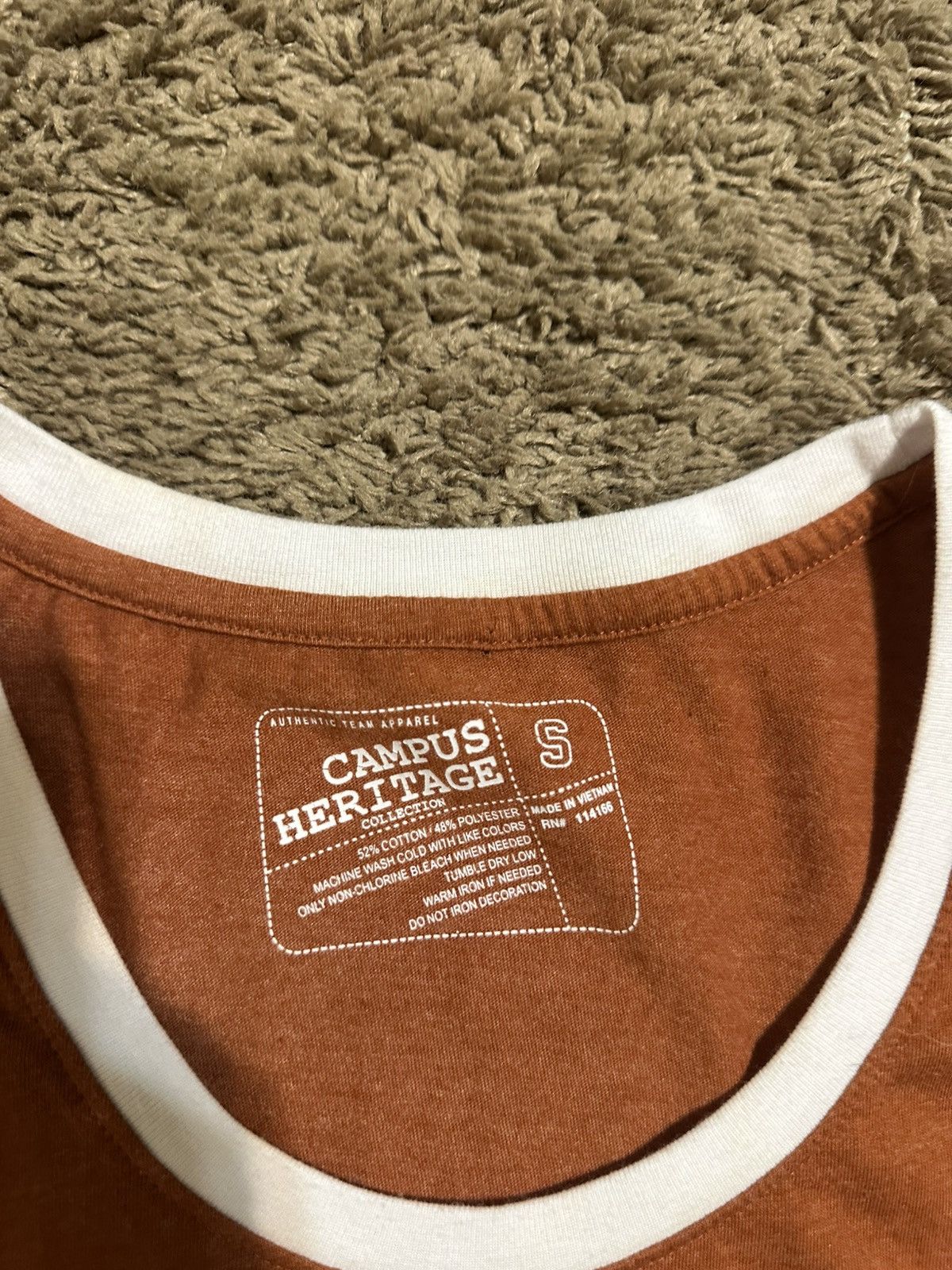 NCAA Vintage Texas Longhorns Women's shirt 00s size small Size S / US 4 / IT 40 - 3 Thumbnail