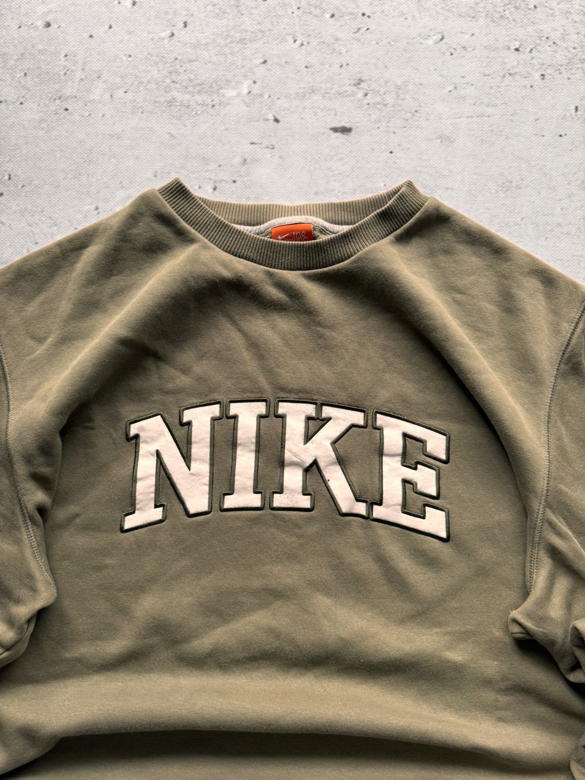 Nike × Vintage NIKE VINTAGE CENTER LOGO OVERSIZE BOXY SWEATSHIRT Size US XL / EU 56 / 4 - 4 Thumbnail