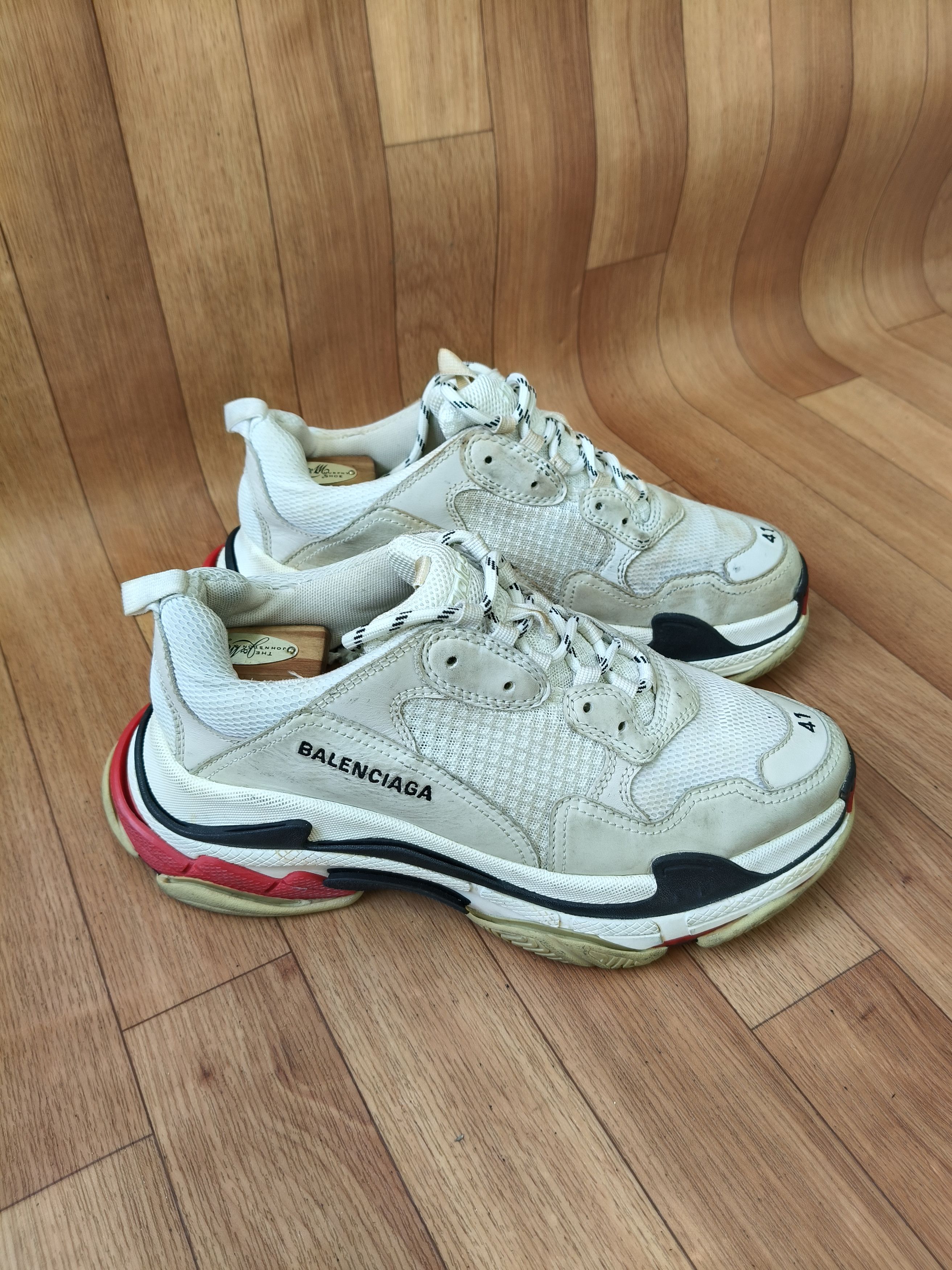 Balenciaga BALENCIAGA TRACK TRIPLE S SNEAKERS Size US 8 / EU 41 - 1 Thumbnail
