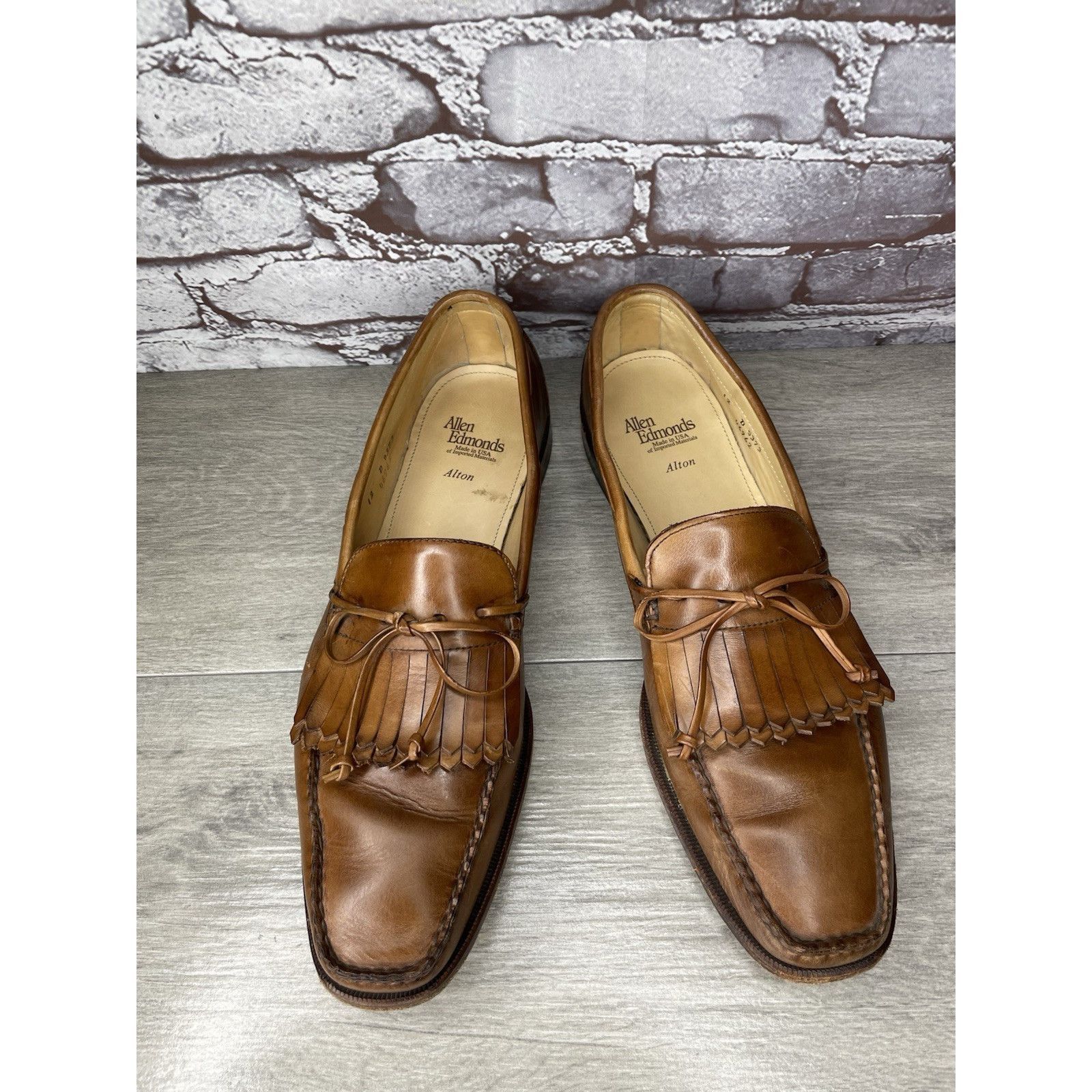 Allen Edmonds Allen Edmonds Alton USA Brown Leather Kiltie Square Toe Loaf Size US 12 / EU 45 - 14 Thumbnail