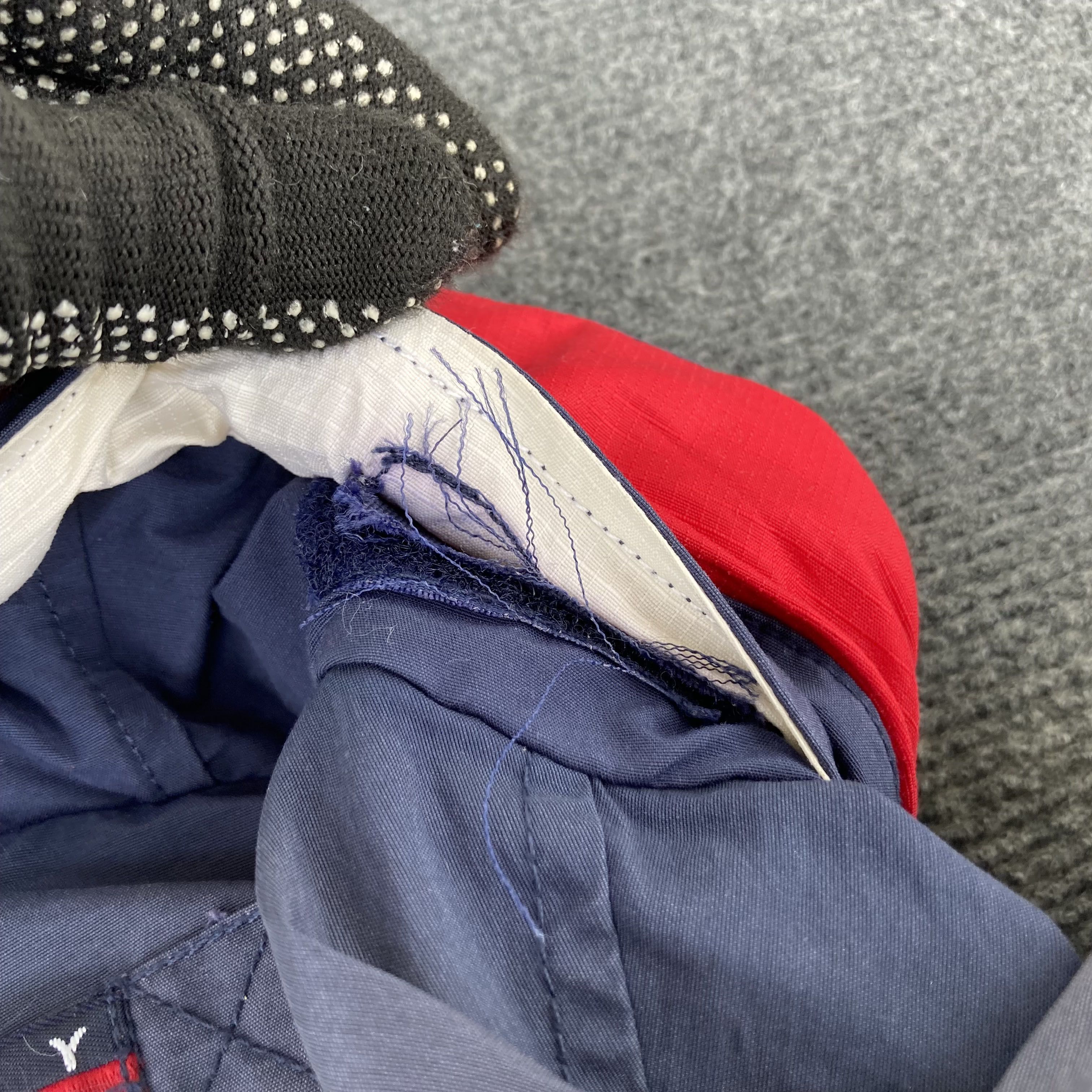 Tommy Hilfiger × Vintage Vtg Tommy hilfiger Hooded 90s Streetwear M Jacket Sweater Size US M / EU 48-50 / 2 - 9 Thumbnail