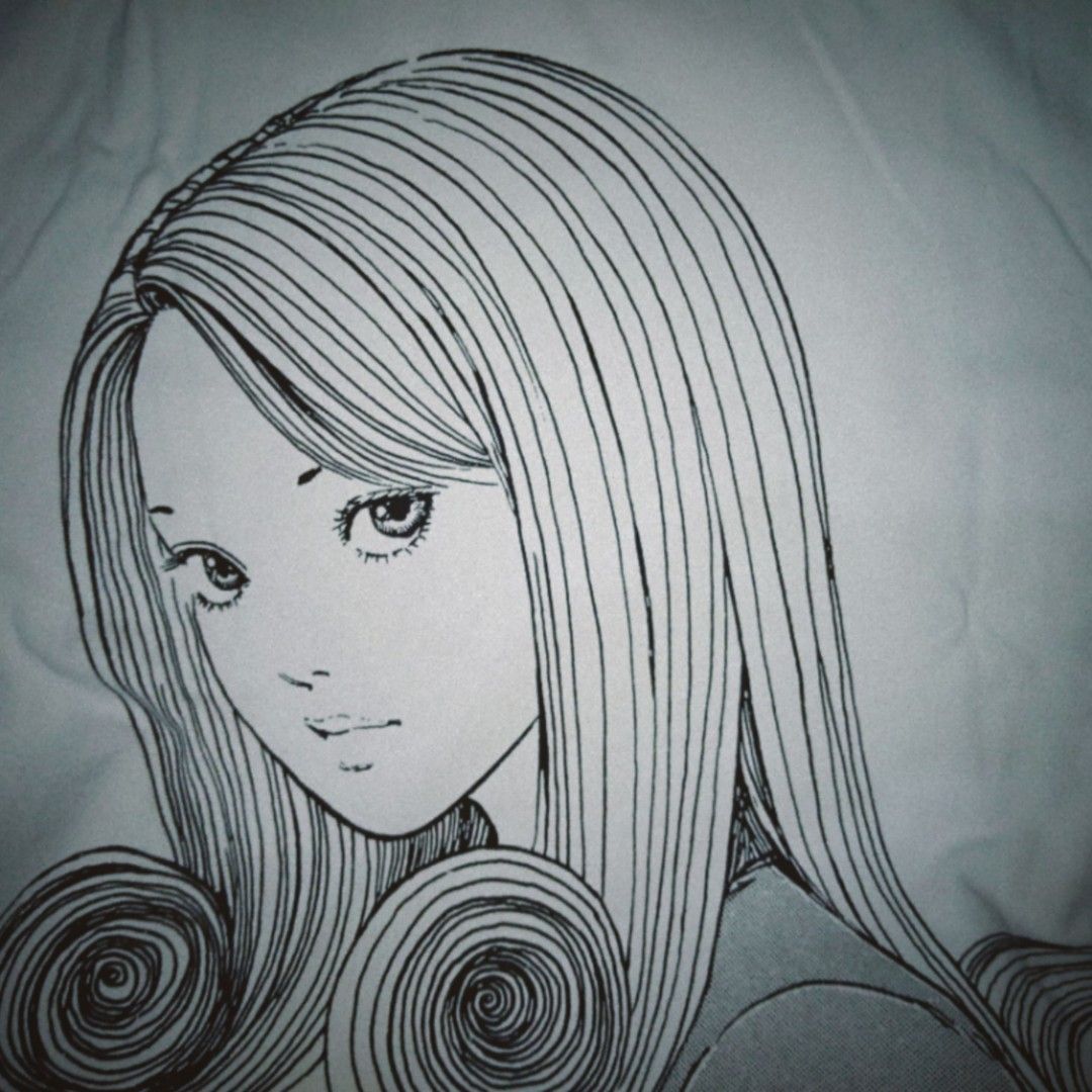 Other Initial Fashion x Junji Ito Uzumaki Shirt Size US L / EU 52-54 / 3 - 5 Thumbnail