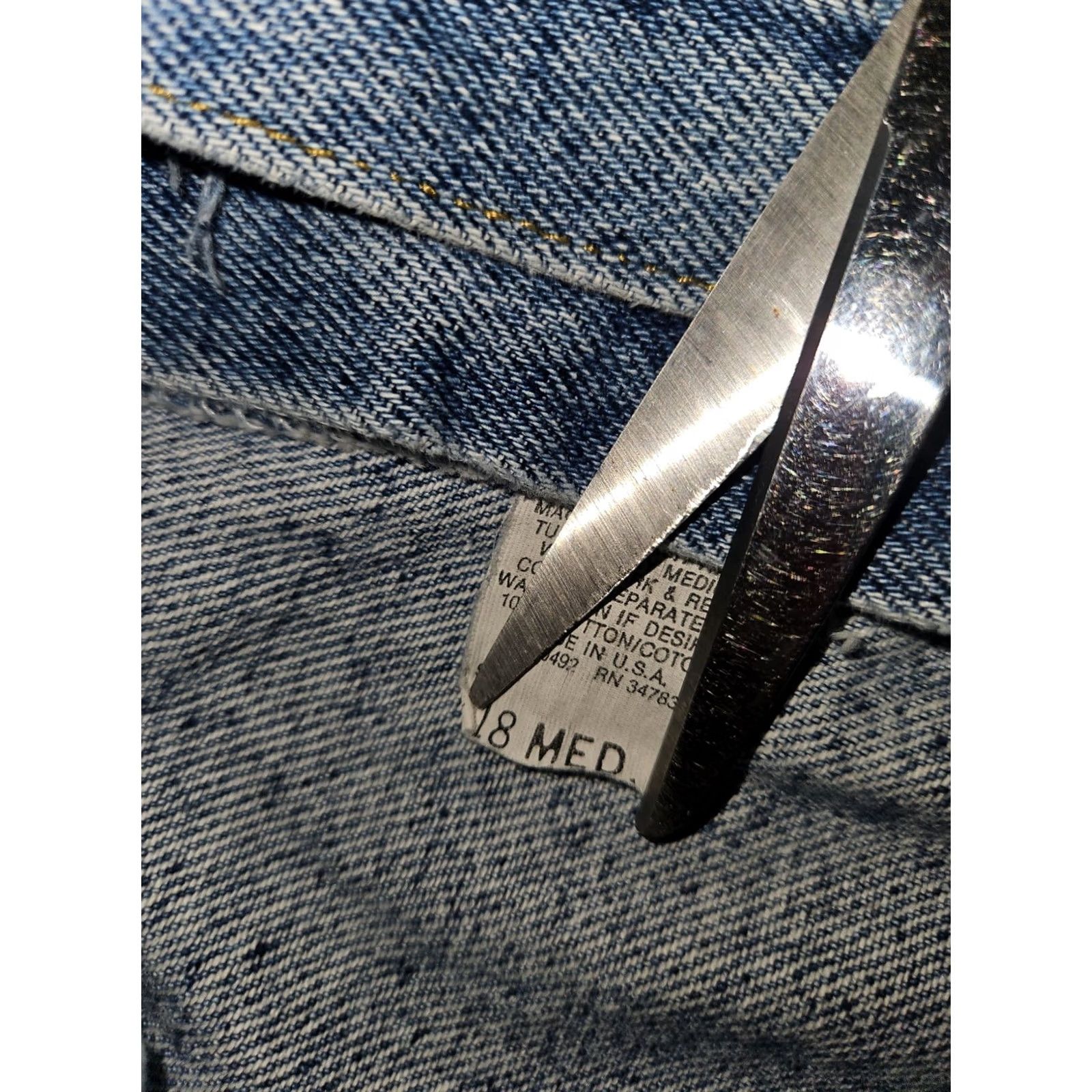 Lee VINTAGE Lee Jeans Women's 18 Plus High Rise 29in Inseam Stone Wash Beige 90s Grunge Y2K Logo Zipper Button Complete 5-Pocket Denim Distressed Stretch? Size 40" / US 18 - 2 Thumbnail