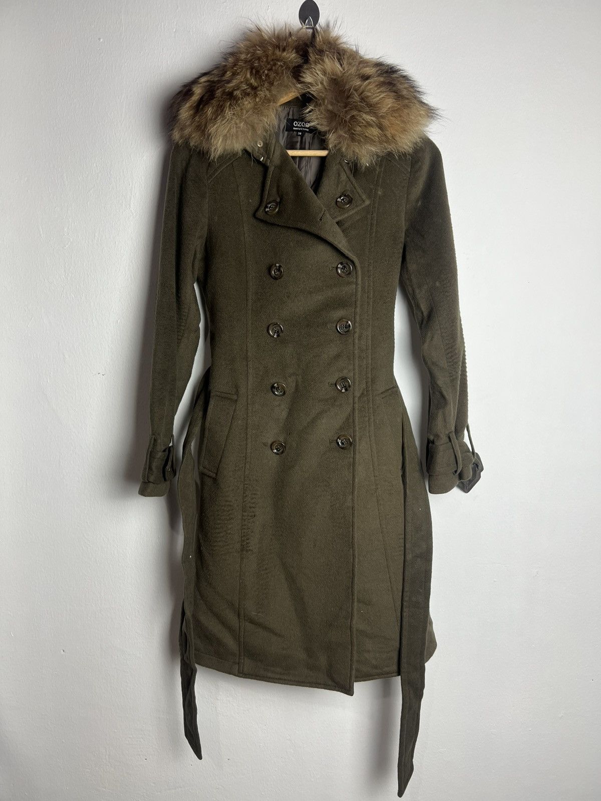 Japanese Brand Ozoc Double Breasted Faux Fur Olive Green Trench Coat Size US S / EU 44-46 / 1 - 1 Thumbnail