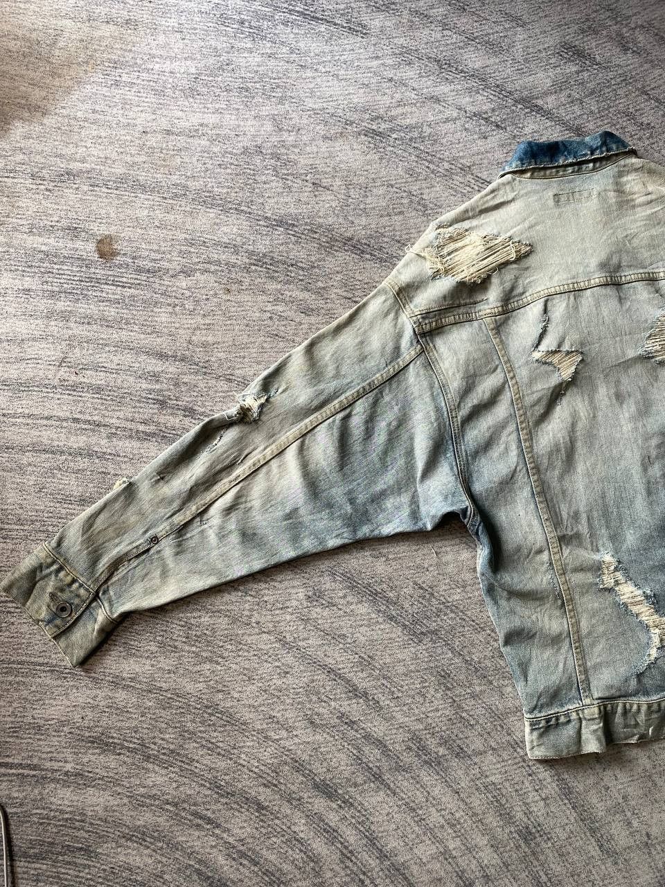 GOSTAR DE FUGA Gostar De Fuga Distressed Denim Jacket Japan Grunge Style Size US S / EU 44-46 / 1 - 10 Thumbnail