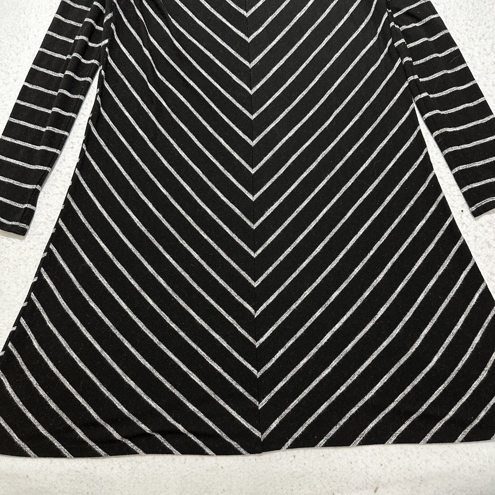 Other a.n.a. XL Cold Shoulder A-Line Striped Dress Black Gray Size XL / US 12-14 / IT 48-50 - 12 Thumbnail