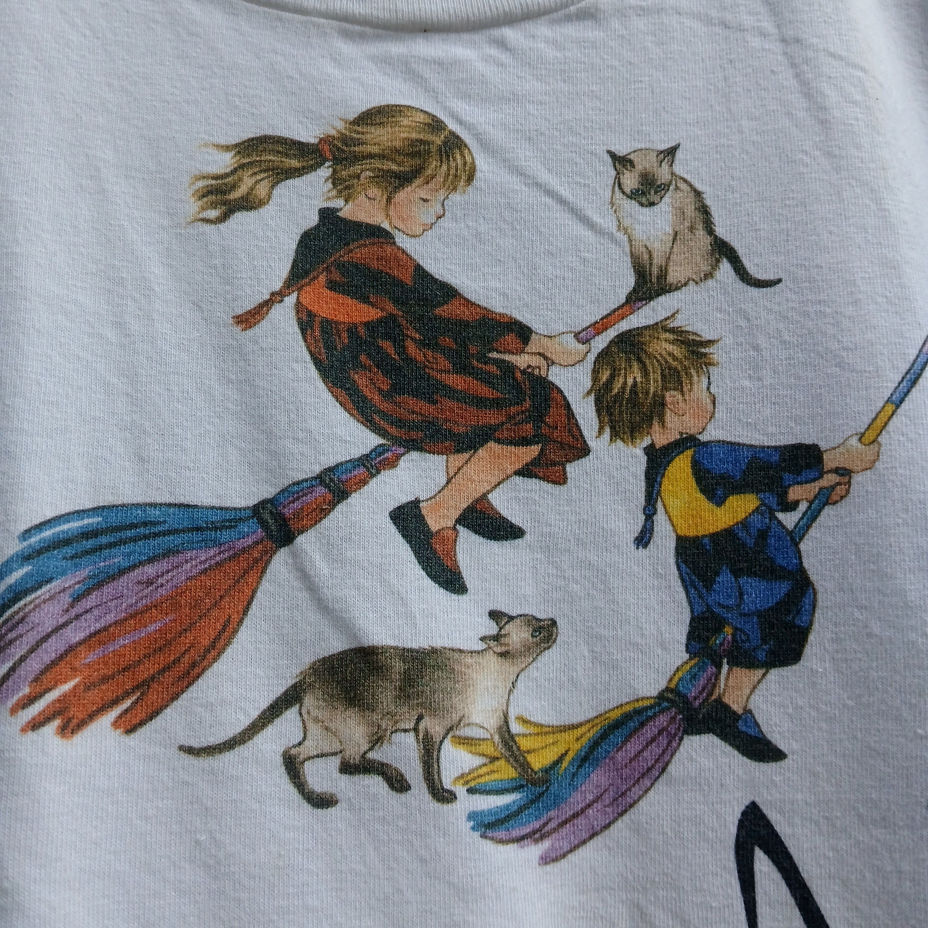 Anime Akiko hayashi kiki's delivery service ghibli animetee Size US M / EU 48-50 / 2 - 3 Thumbnail