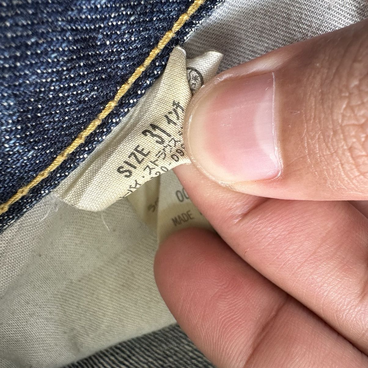 Japanese Brand Vintage Levi’s 702 Distressed Faded Denim Jean Pant W31 Size US 31 - 7 Thumbnail
