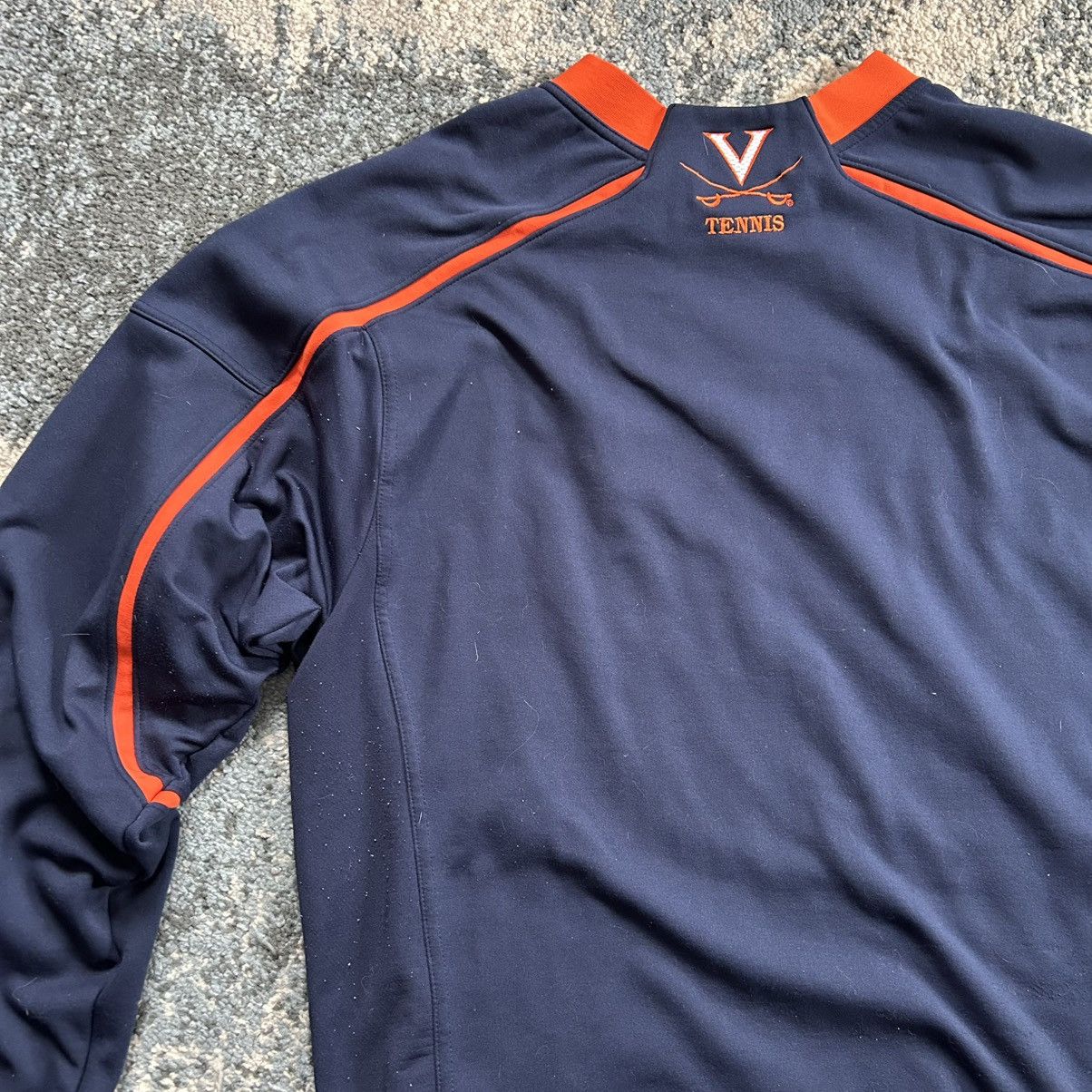 Nike 2009 UNiVERSiTY of ViRGiNiA L/S TENNiS TOP UVA CAVALiERS Size US L / EU 52-54 / 3 - 17 Thumbnail