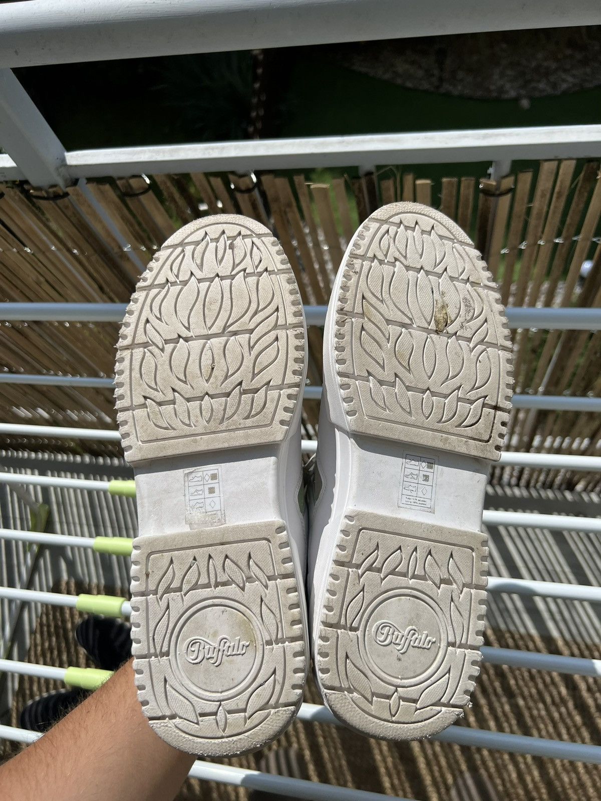Buffalo London Buffalo RSE V2 Vegan low sneakers US 9 avantgarde casual y2k Size US 9 / IT 39 - 10 Thumbnail