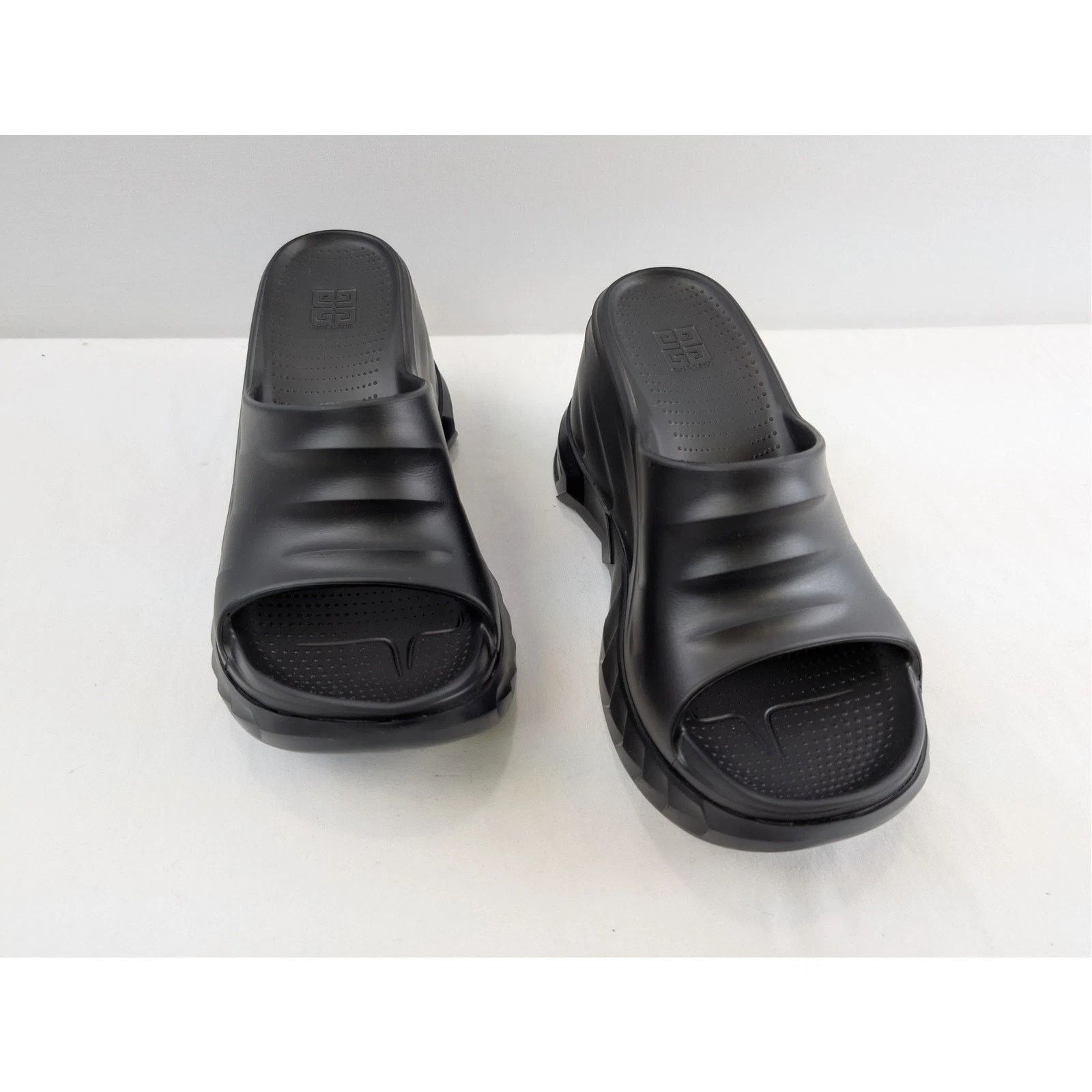 Givenchy o1rshd1 Q:5 / Marshmallow Sandals in Black Size US 9 / IT 39 - 6 Thumbnail