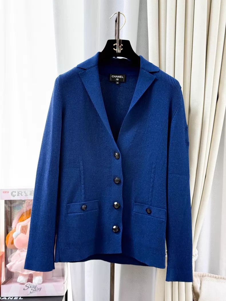 Chanel Chanel Lapel two-pocket double-c sleeve label knitted card Size XS / US 0-2 / IT 36-38 - 1 Thumbnail