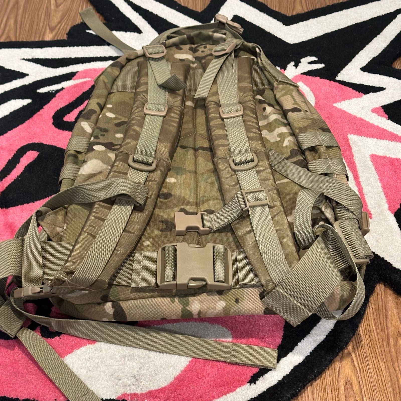 & Other Stories Military Camo Backpack Size ONE SIZE - 3 Thumbnail