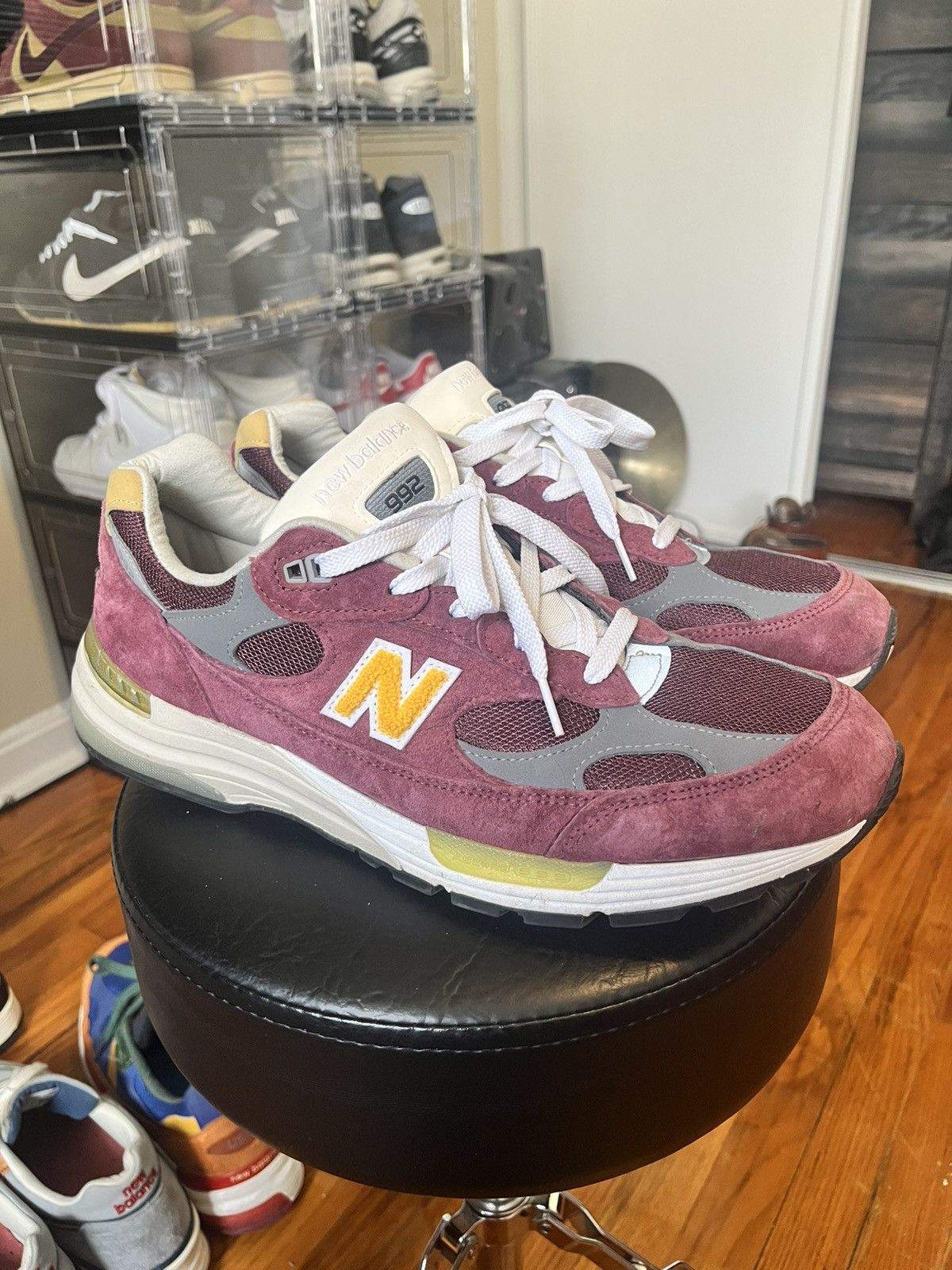 New Balance New Balance 992 “Burgundy Gold” Size US 12 / EU 45 - 1 Thumbnail