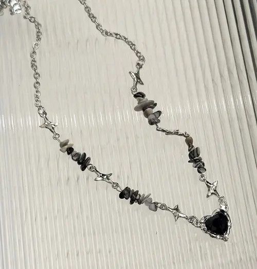 Japanese Brand Retro punk black heart star stone chain necklace choker y2k Size ONE SIZE - 7 Thumbnail