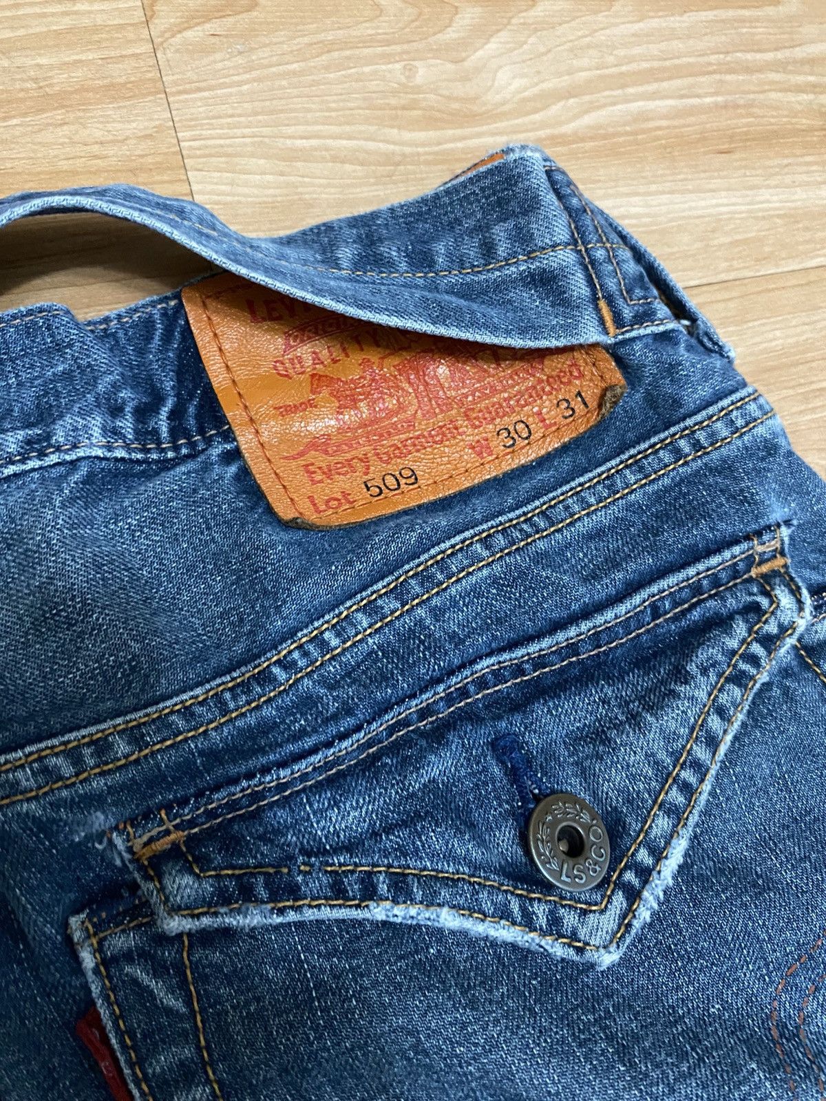 Levi's Distressed denim levis 509 very rare Size US 32 / EU 48 - 9 Thumbnail