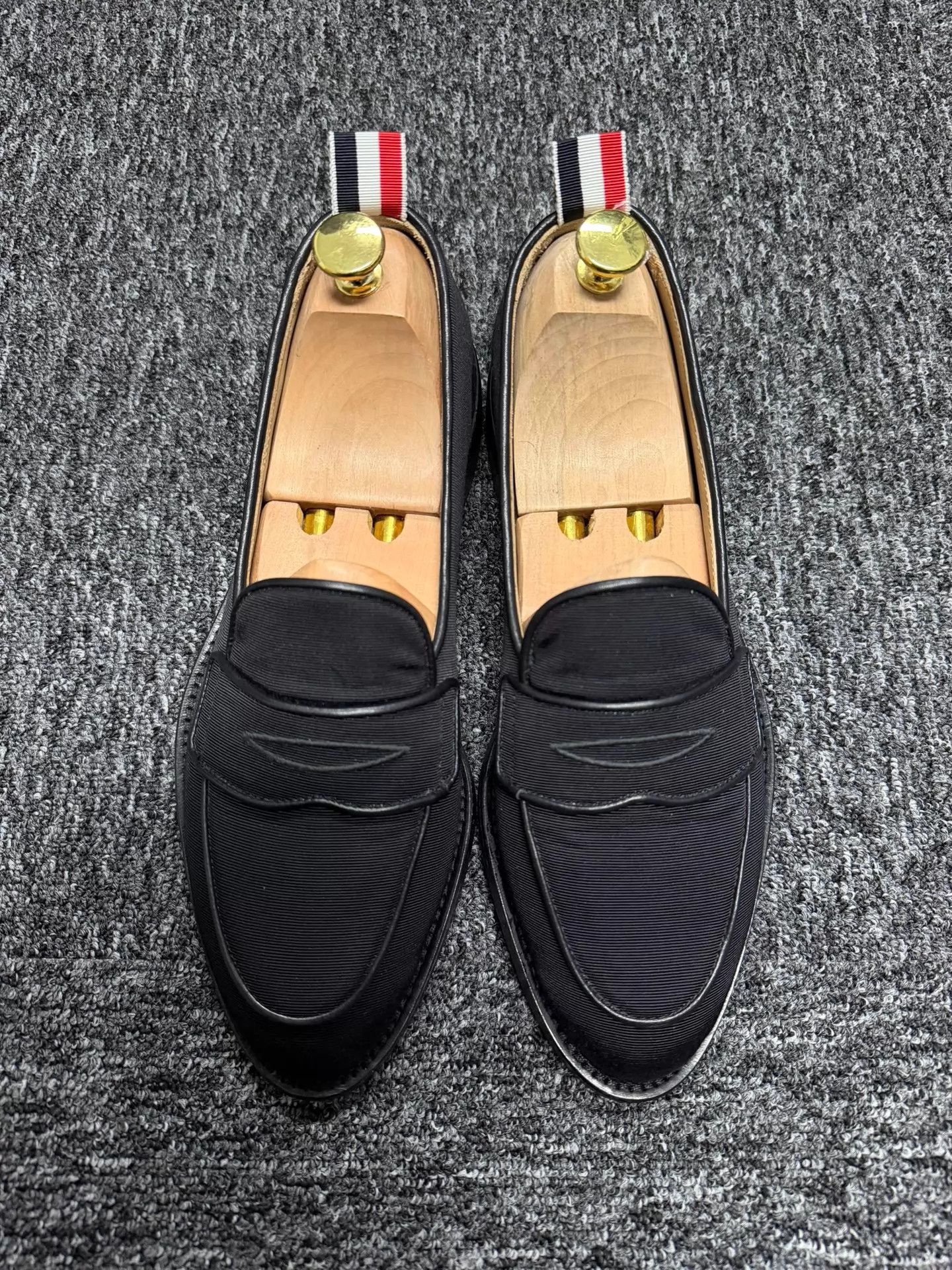 Thom Browne Thom Browne Men's Black Leather Loafer Slip-On US8 Size US 8 / EU 41 - 1 Thumbnail