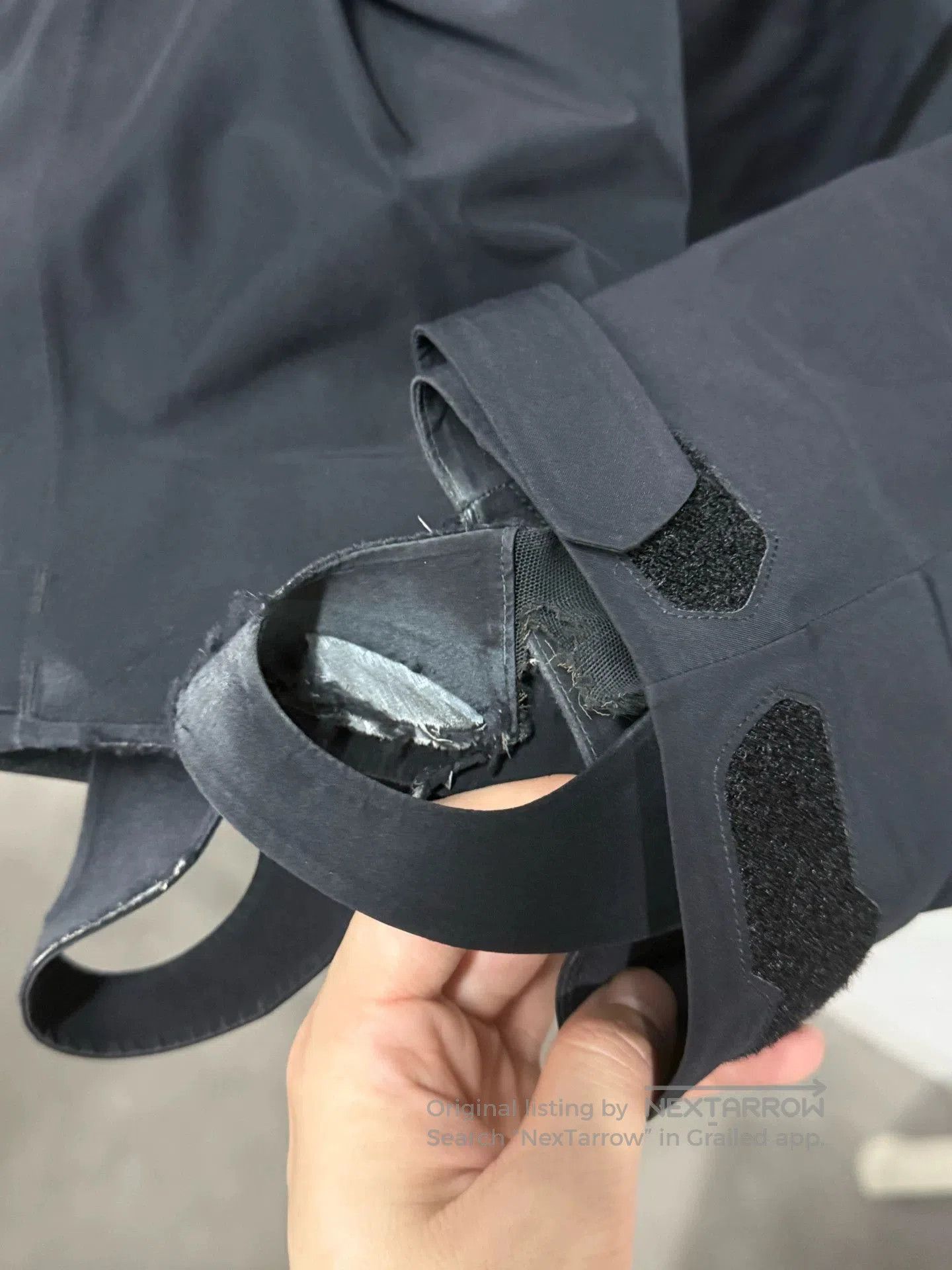 Burton Black Hooded Rain Jacket with Zip Pockets. Size US L / EU 52-54 / 3 - 8 Thumbnail