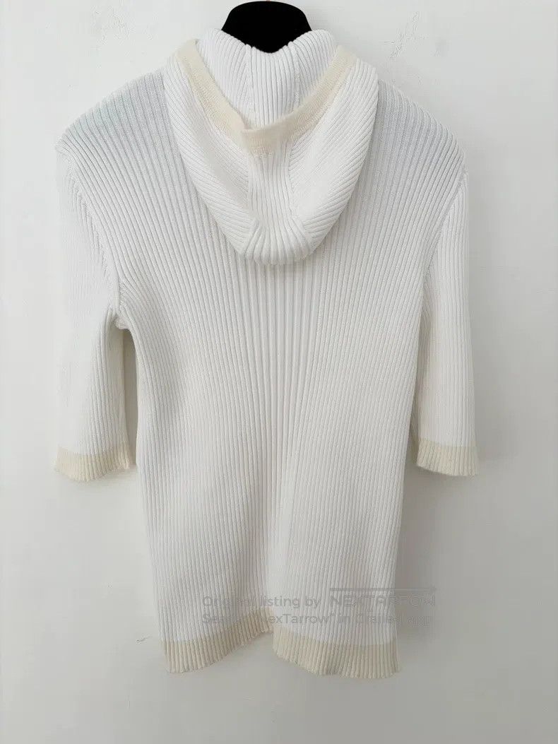 Chanel Chanel White hooded knitwear with short sleeves Size XS / US 0-2 / IT 36-38 - 2 Thumbnail