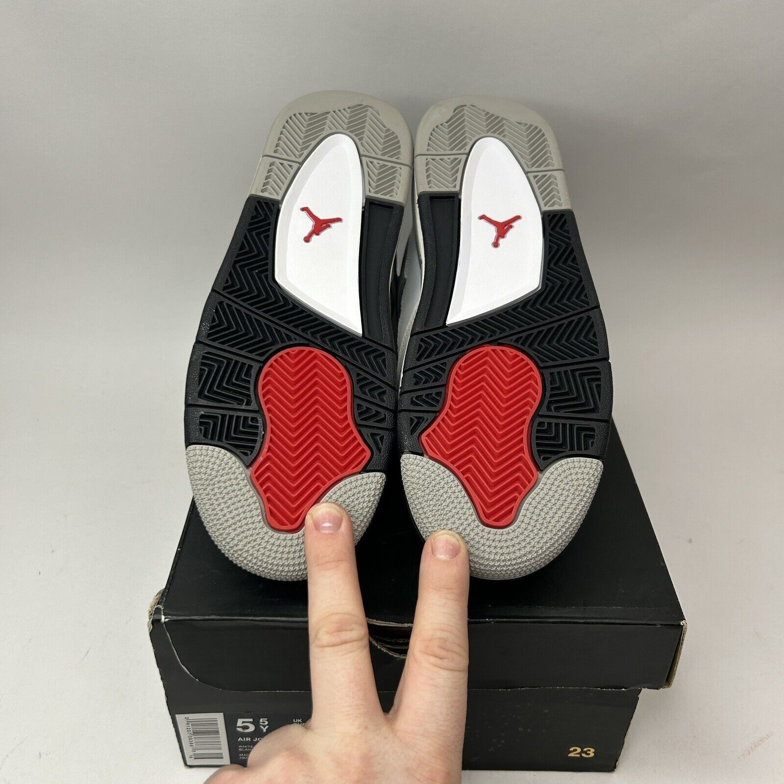 Jordan Brand Nike Air Jordan Retro 4 Retro BG “White Cement” 2016 Size US 7 / IT 37 - 5 Thumbnail