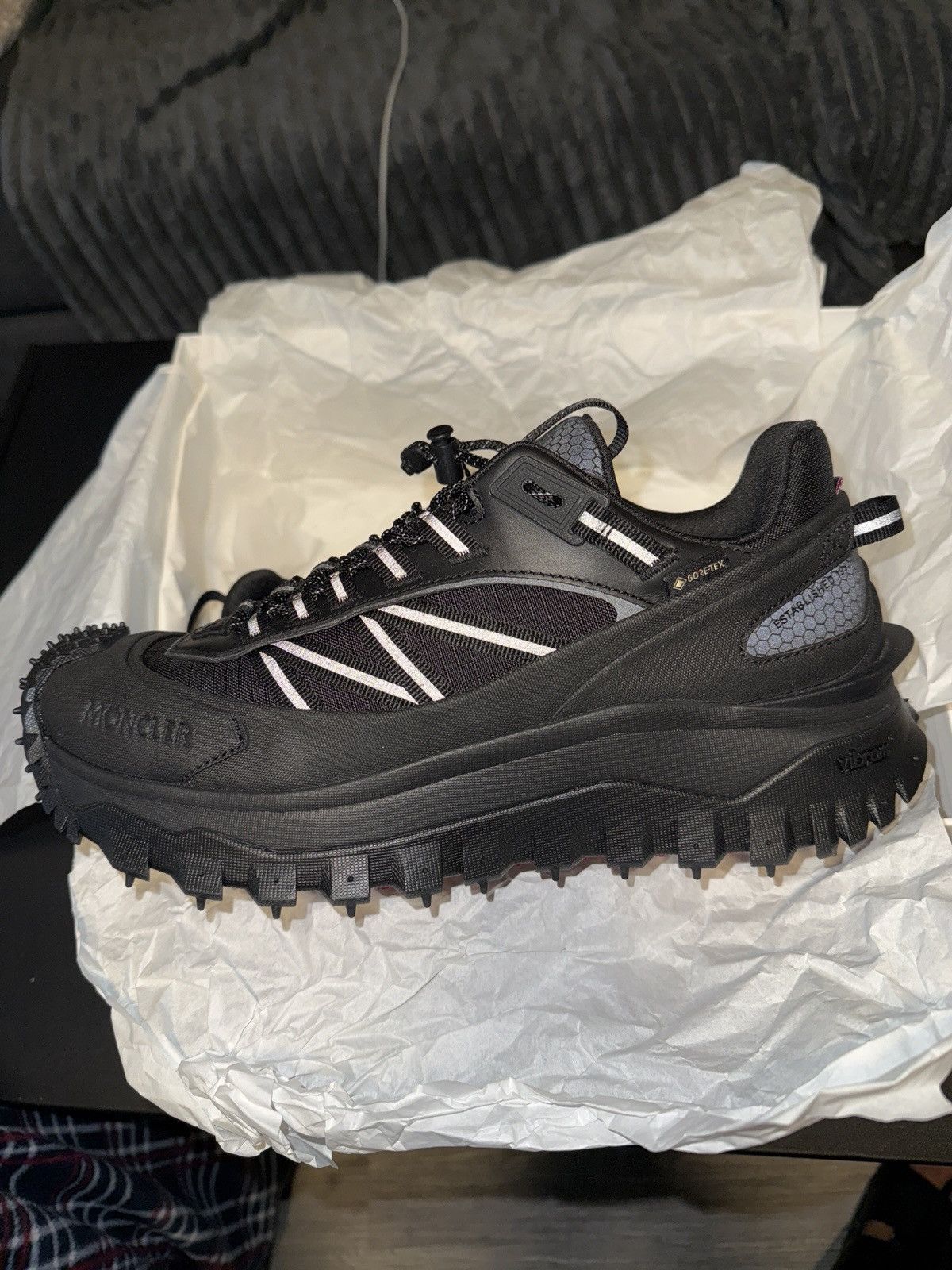 Moncler Moncler Trailgrip GTX 41,5 Size US 7.5 / EU 40-41 - 1 Thumbnail