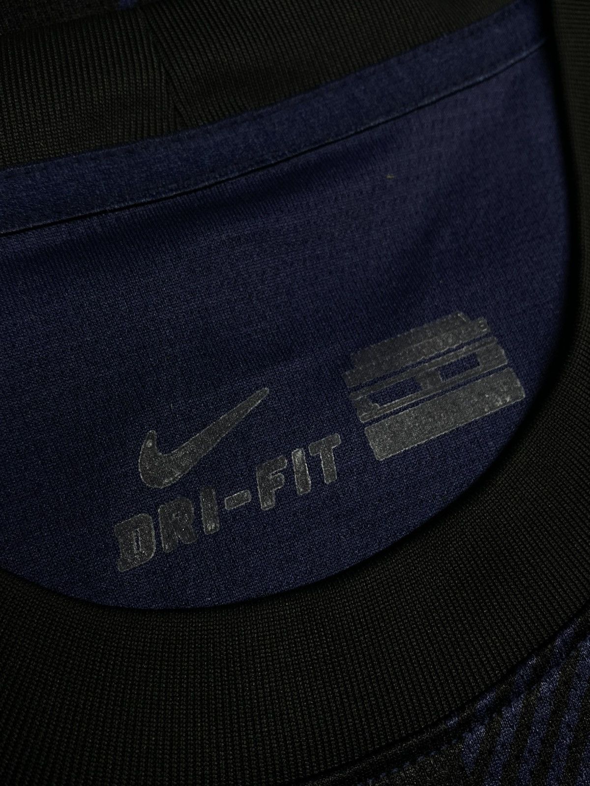 Nike Nike Manchester United 2013/14 Away Soccer Jersey Size US XL / EU 56 / 4 - 19 Thumbnail